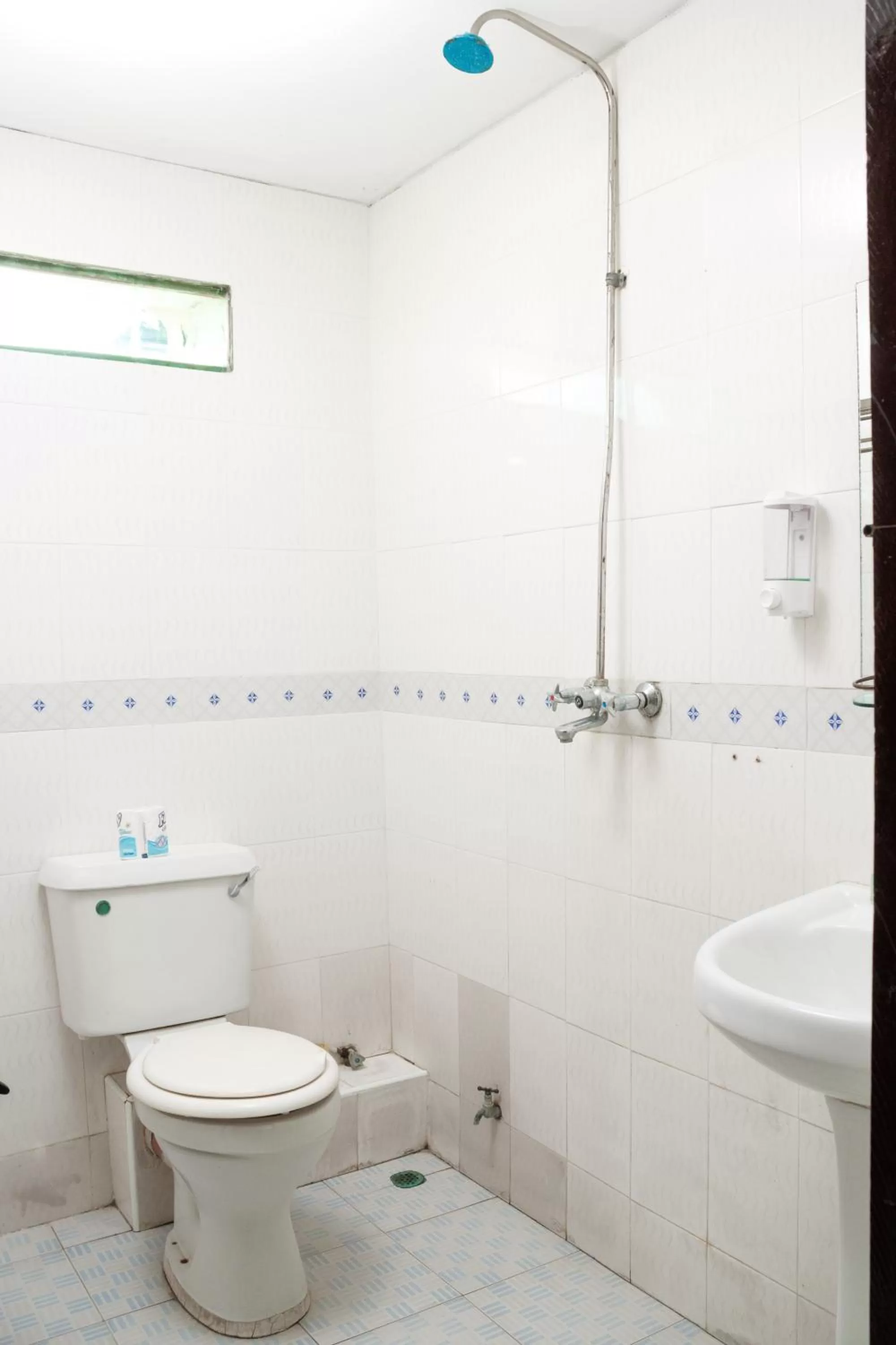 Shower, Bathroom in La Fattoria Resort