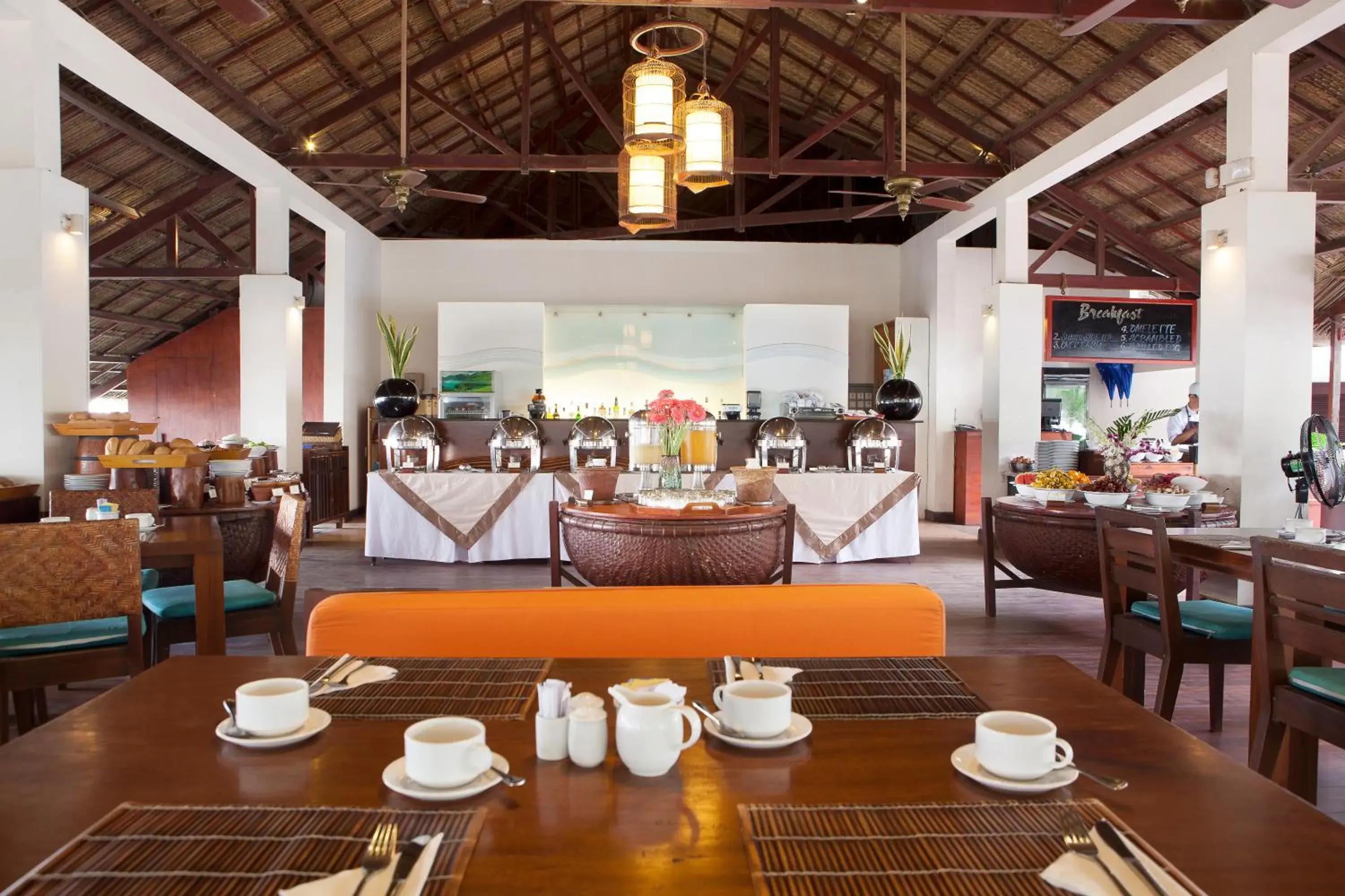 Restaurant/places to eat in Blue Ocean Resort Restaurant/places to eat in Blue Ocean Resort