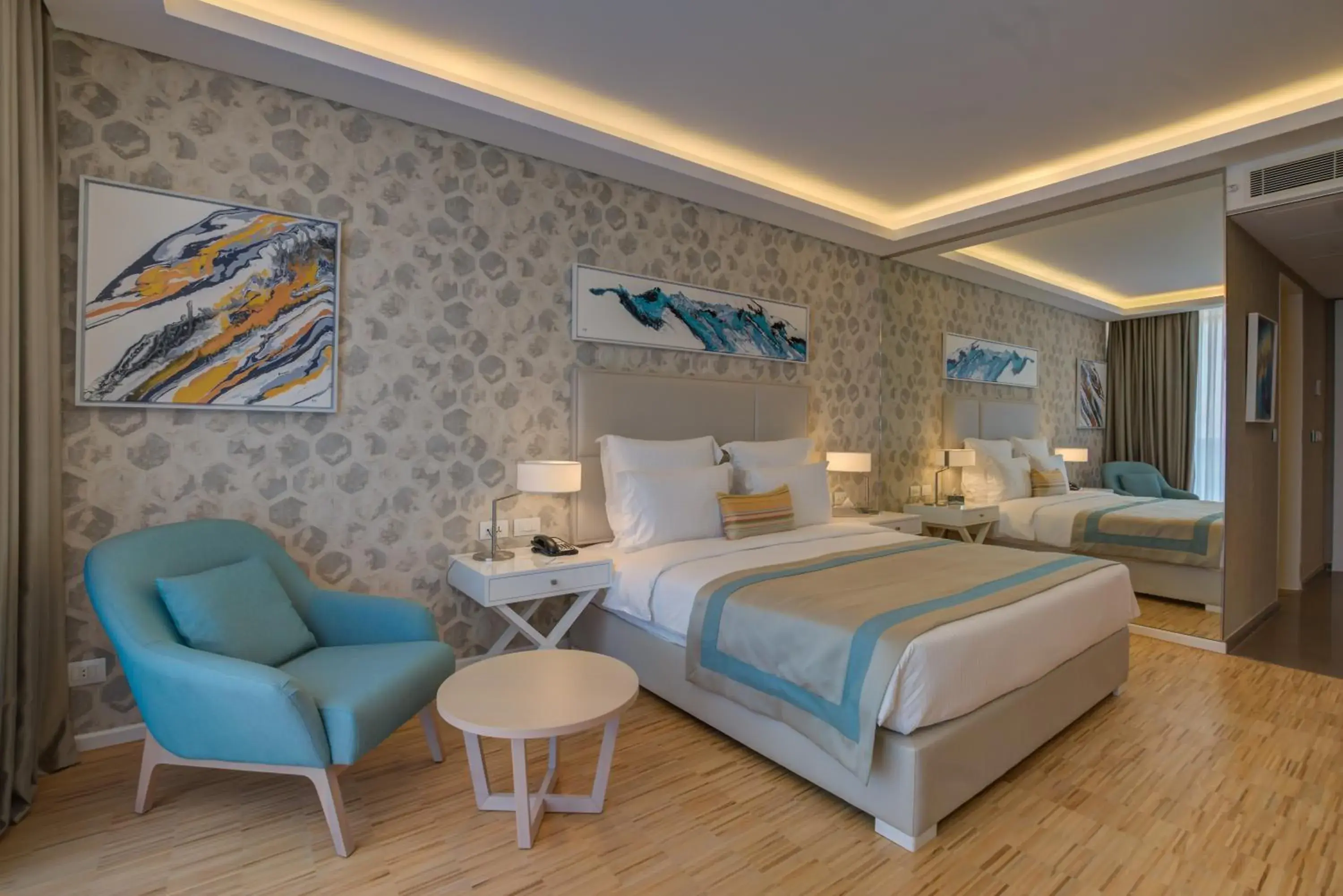 Premium Bay Room in Lancaster Eden Bay Premium Bay Room in Lancaster Eden Bay