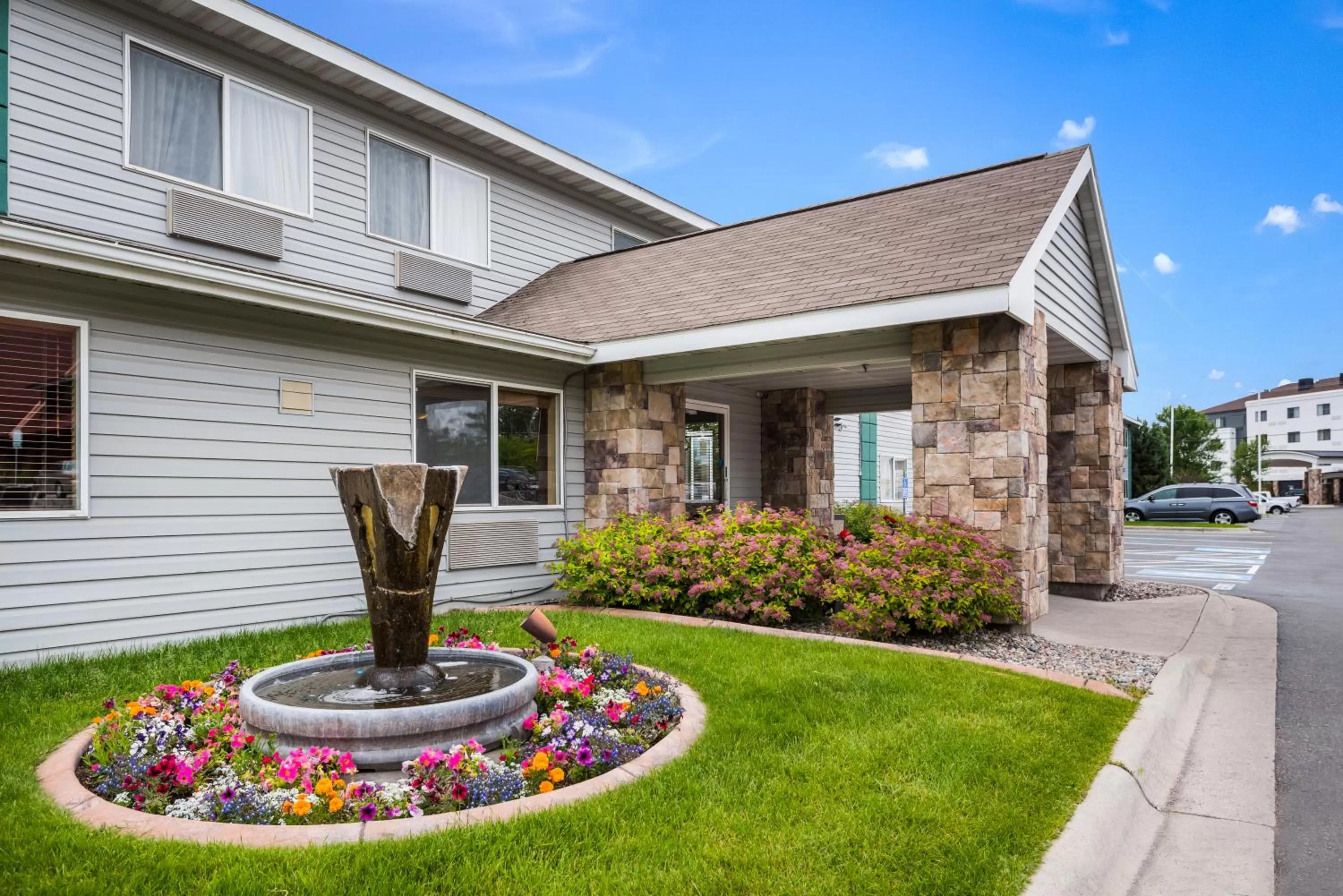 Property building in Quality Inn & Suites Missoula Westside