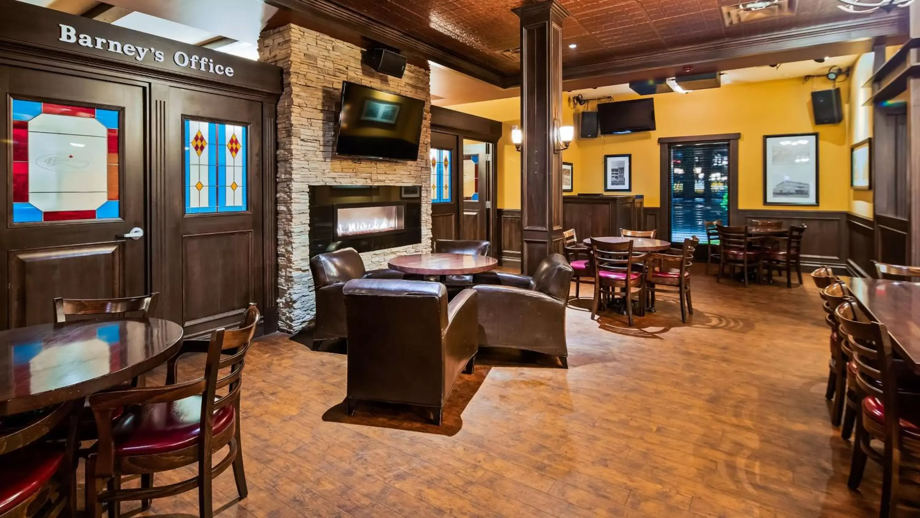Lounge or bar, Restaurant/Places to Eat in Best Western Wayside Inn