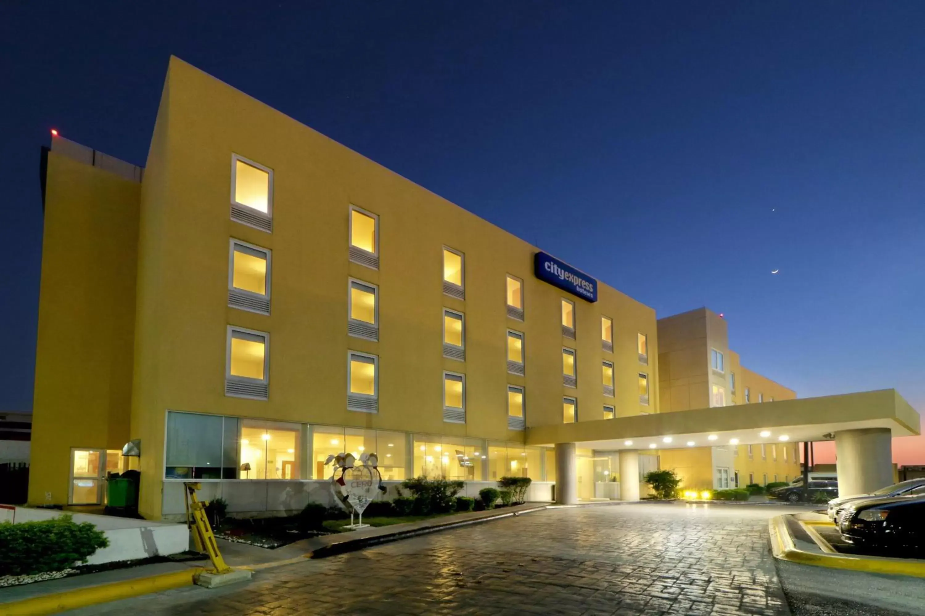 Property Building in City Express by Marriott Nuevo Laredo