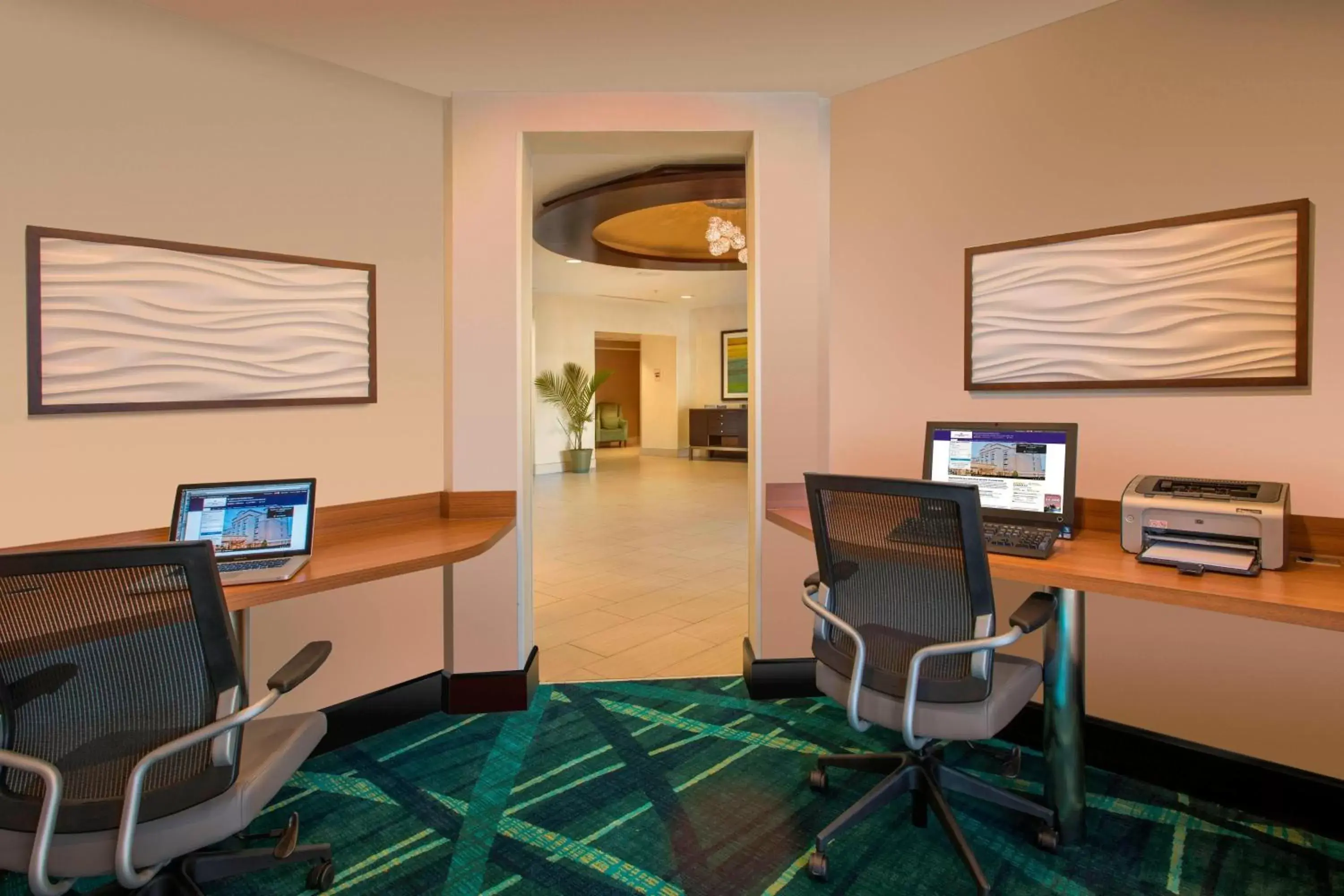 Business facilities, Business Area/Conference Room in SpringHill Suites by Marriott Charlotte Airport