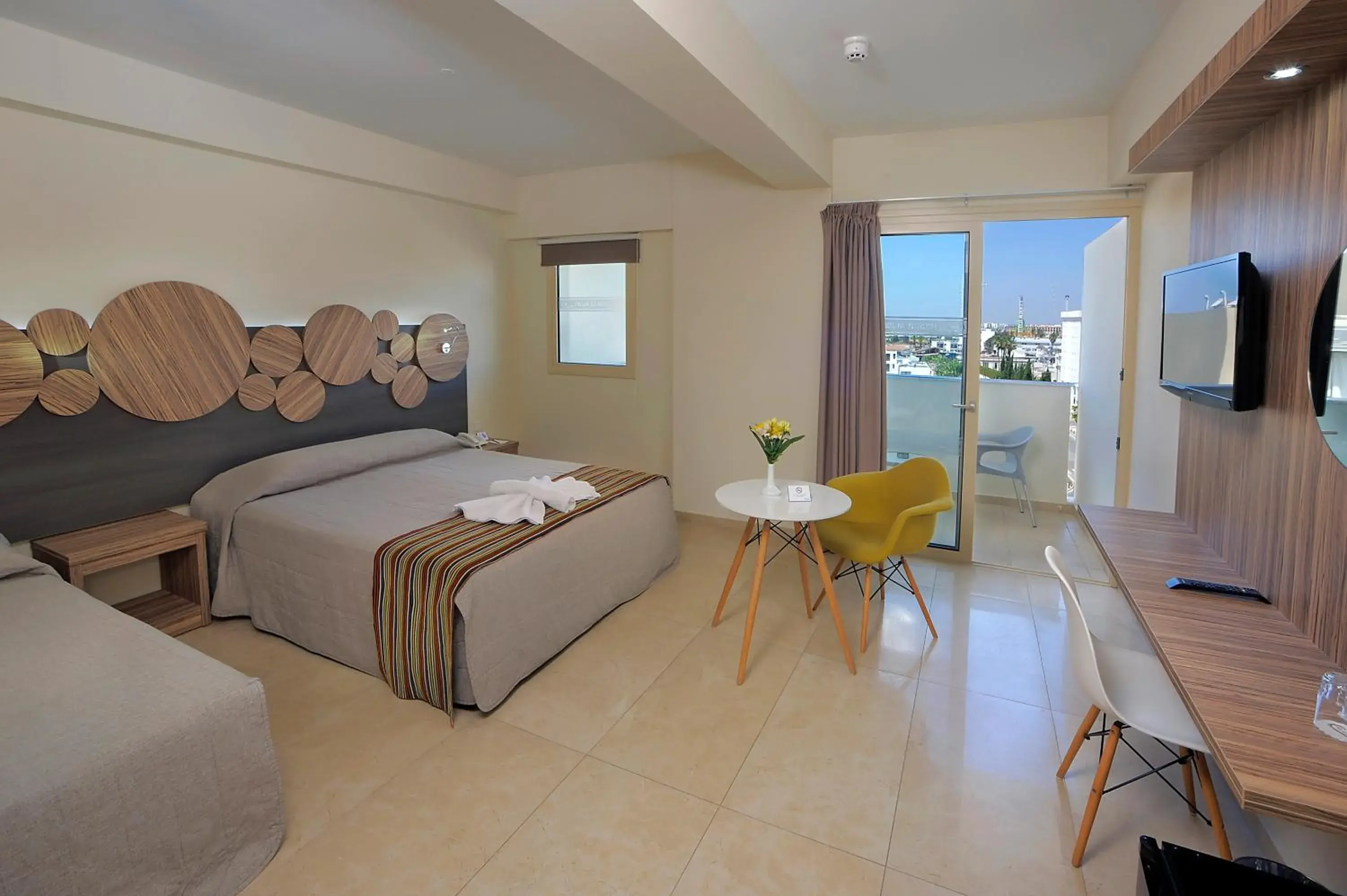 Nelia Beach Hotel & Spa