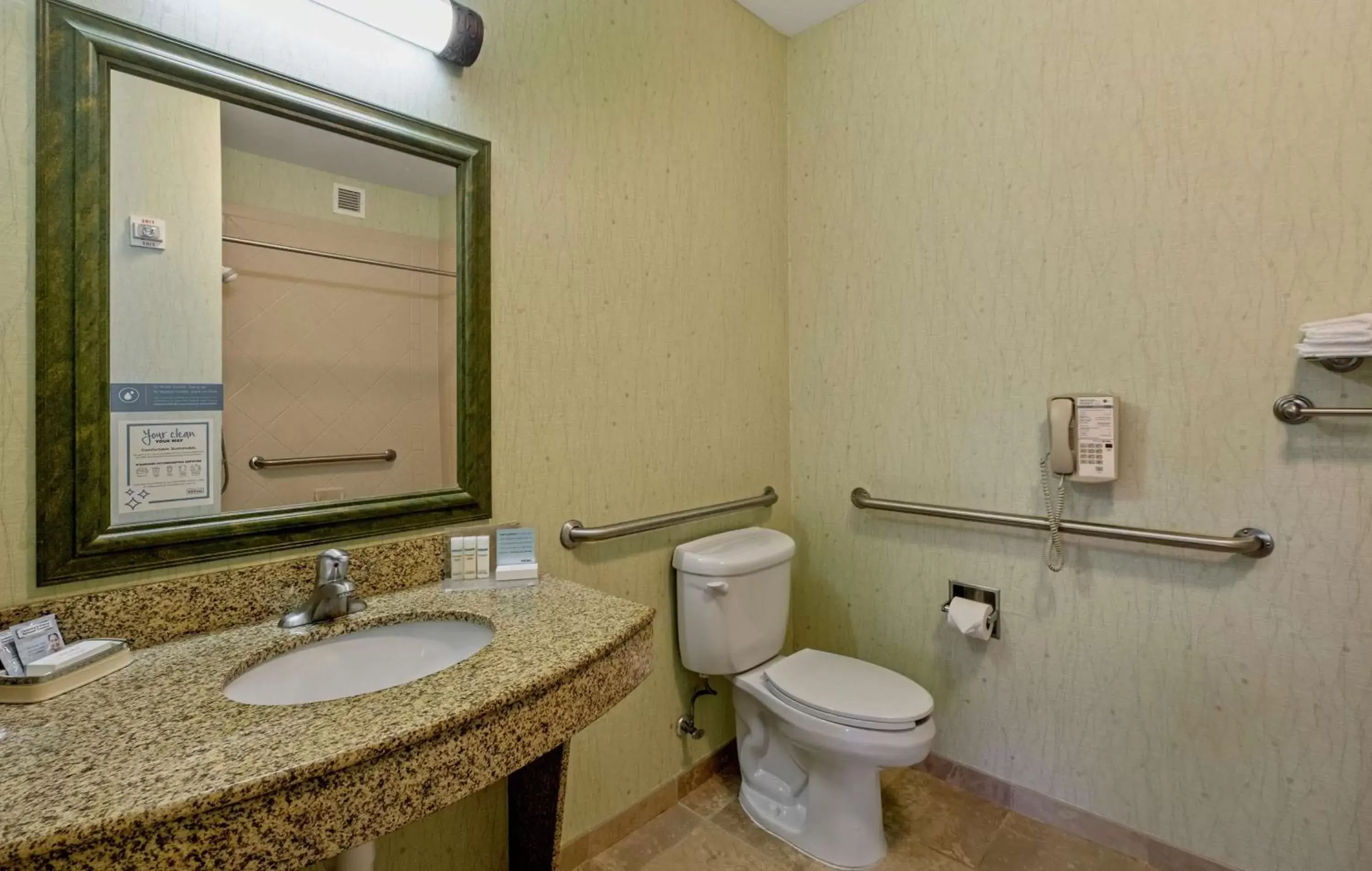 Bathroom in Hampton Inn & Suites Rockland