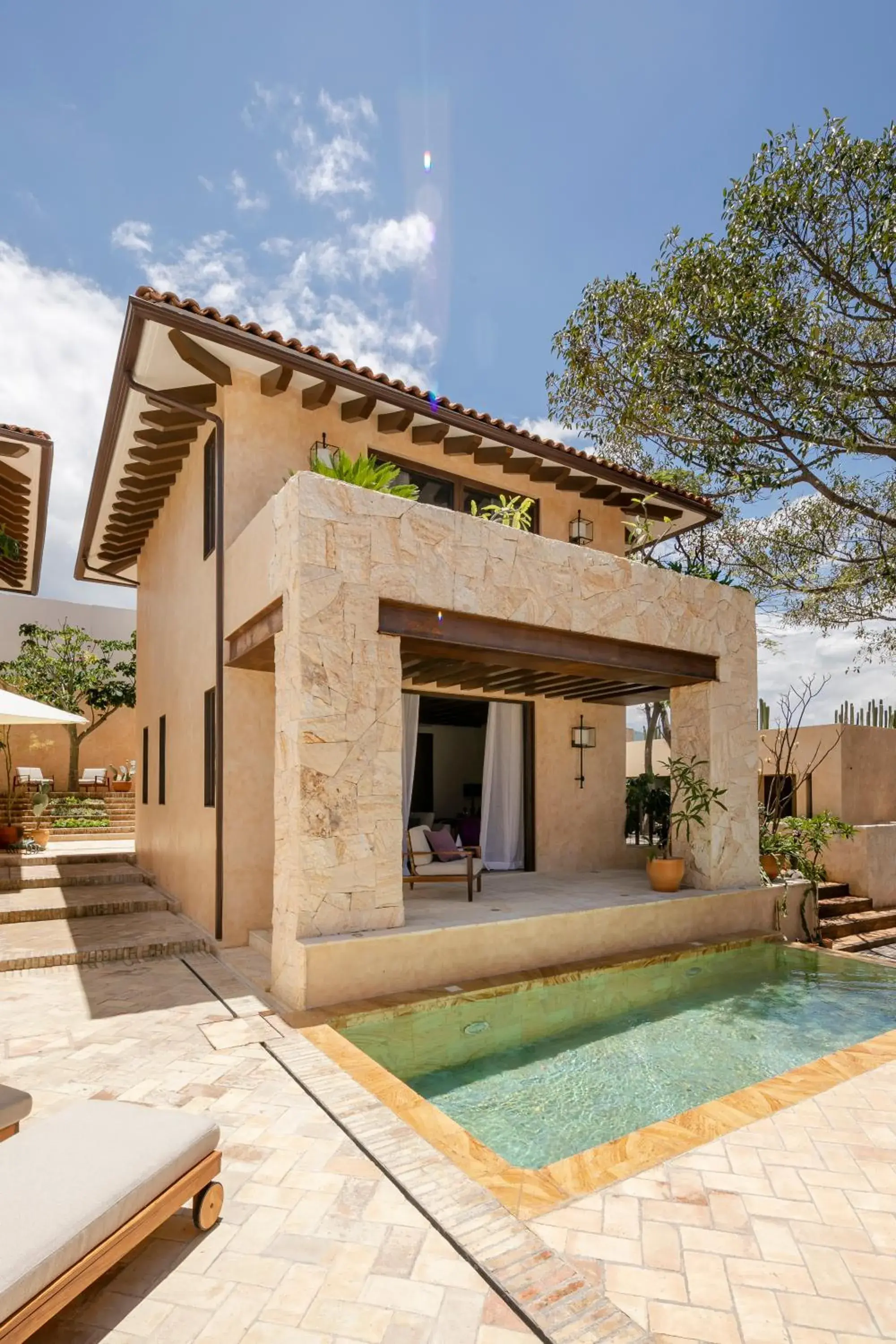 Swimming pool, Property Building in Hotel Casa Santo Origen