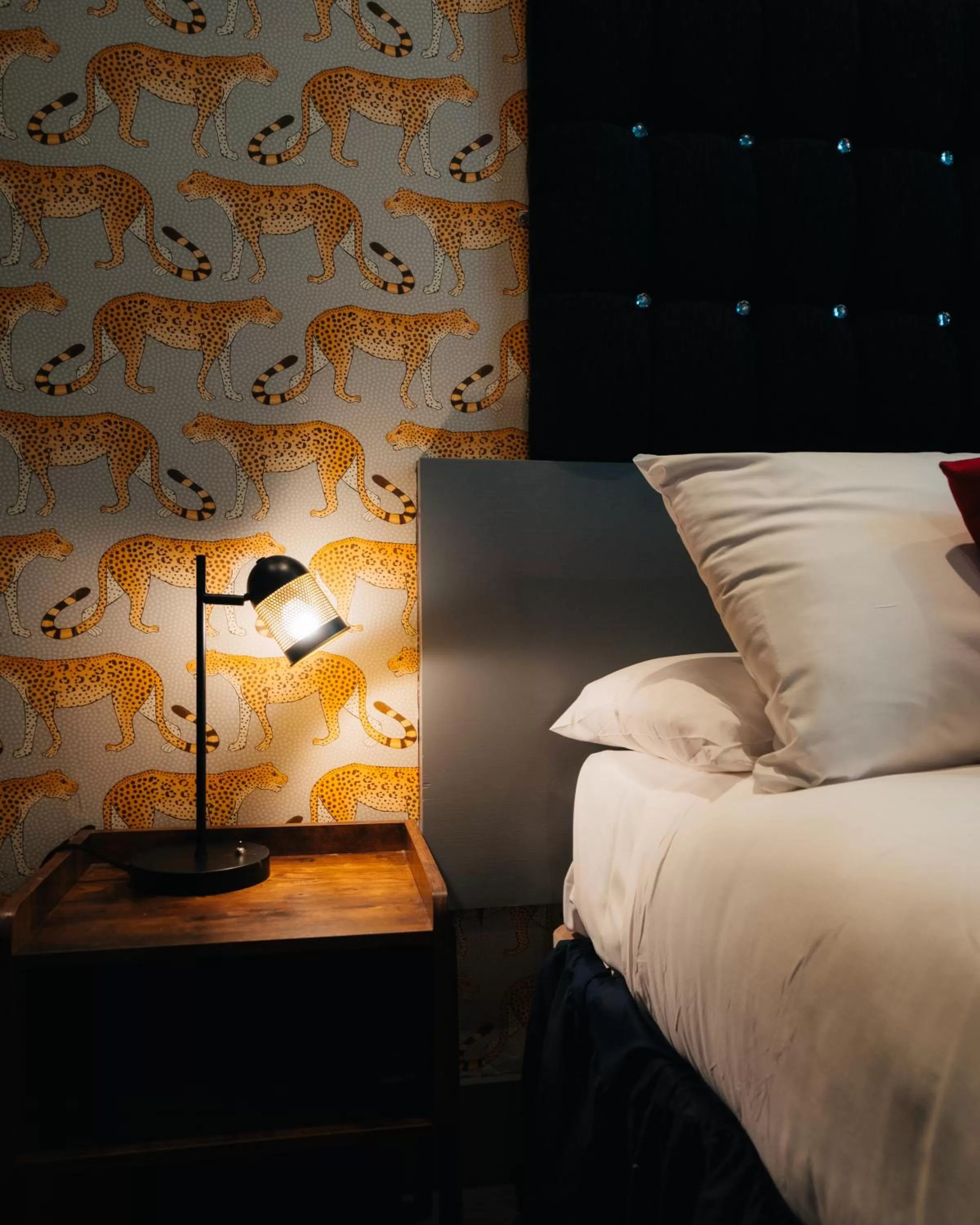 Bed in The Rokxy Townhouses & Residences - Kings Cross