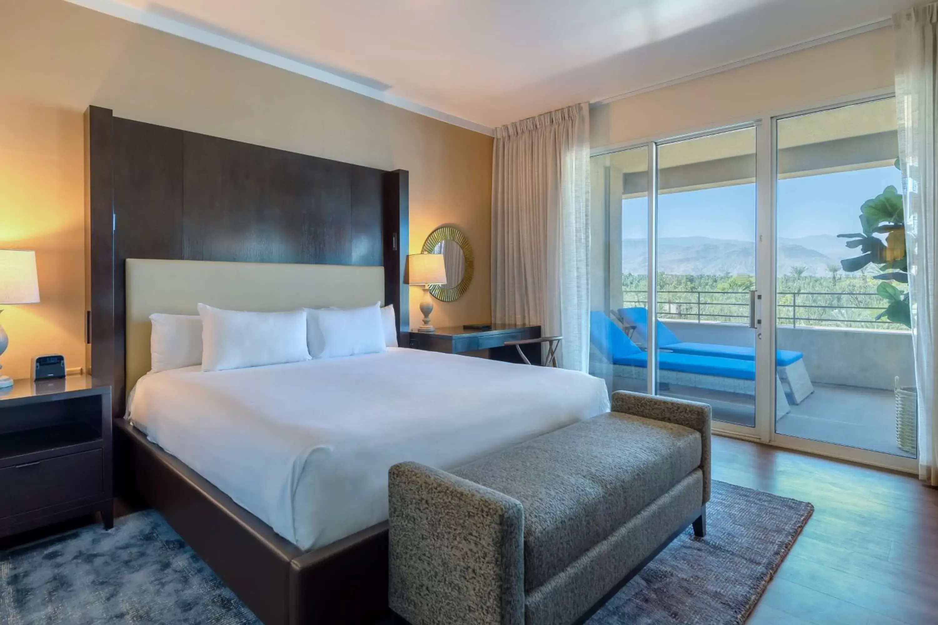 Photo of the whole room, Bed in Hyatt Regency Indian Wells Resort & Spa