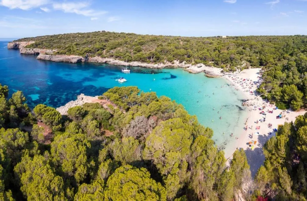 Natural landscape in LLONGA'S 7th