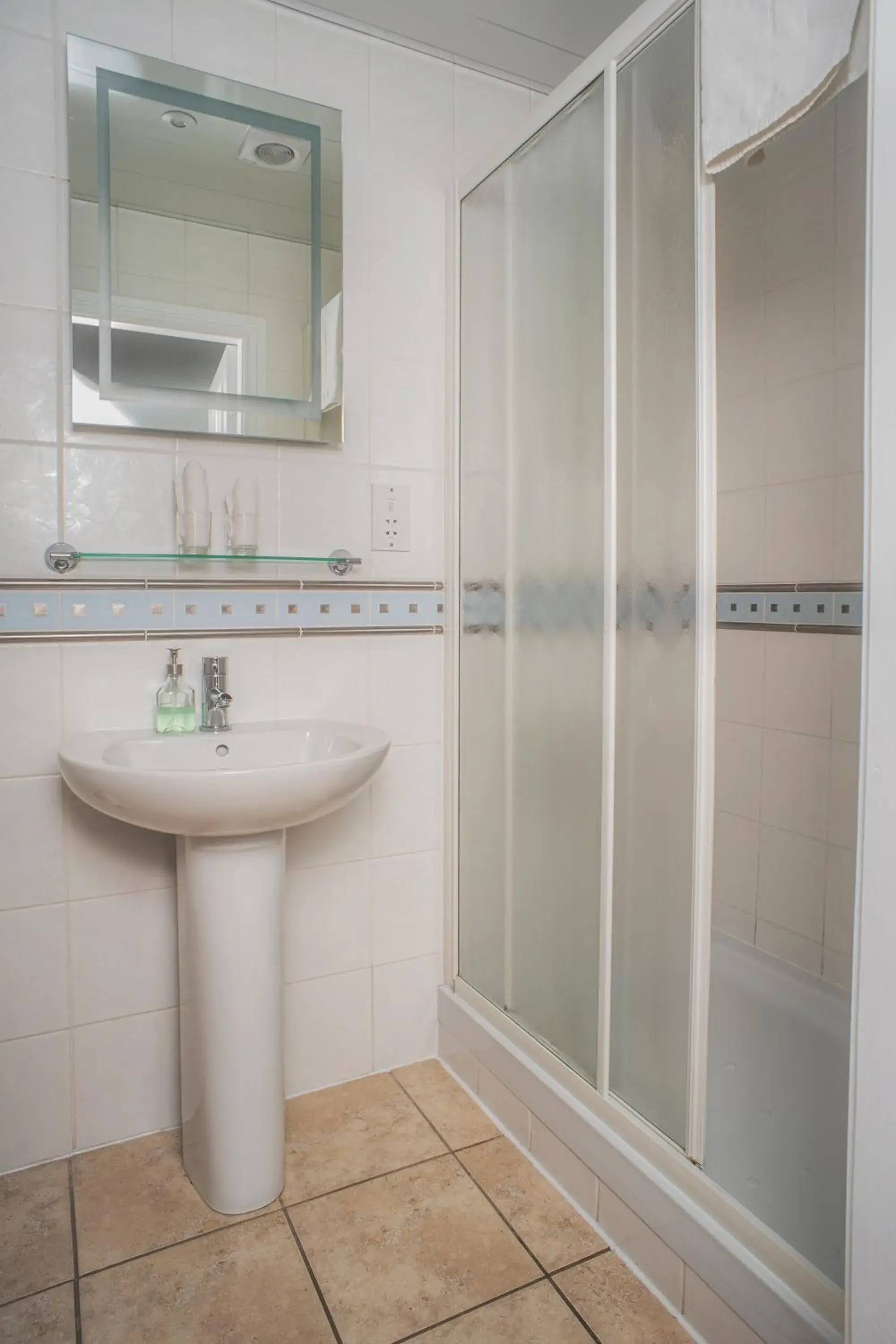 Bathroom in Meadowcroft Guest House