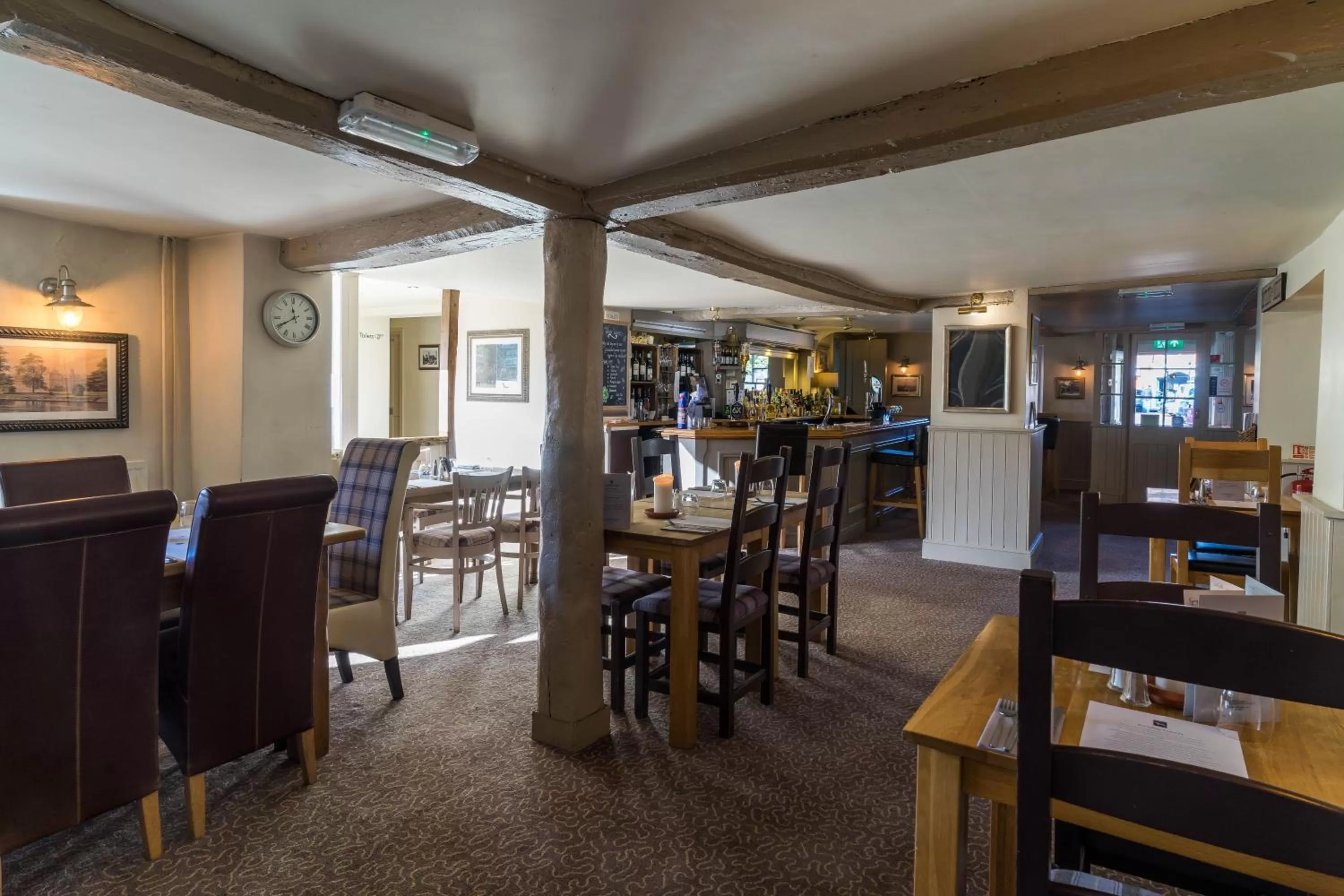 Greyhound Inn Wilton