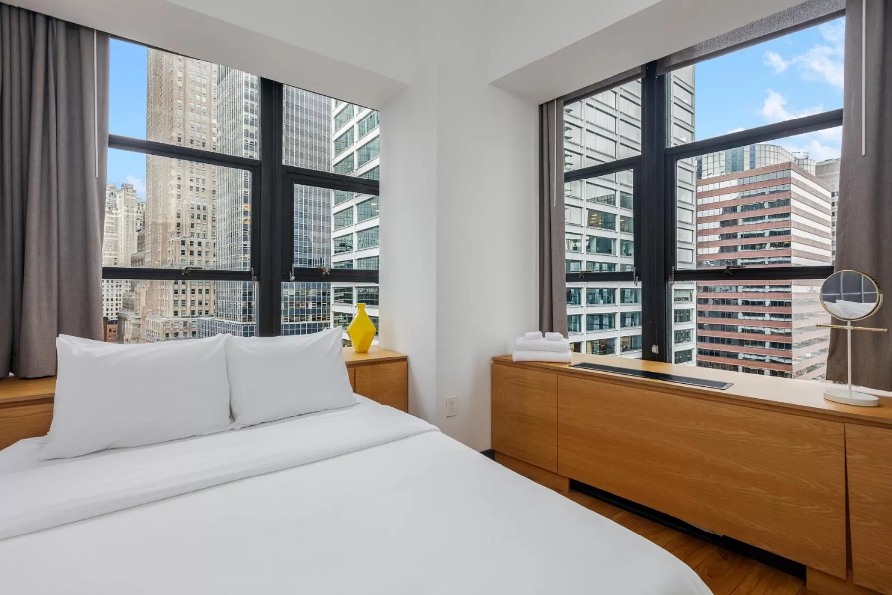 Bed in Placemakr Wall Street