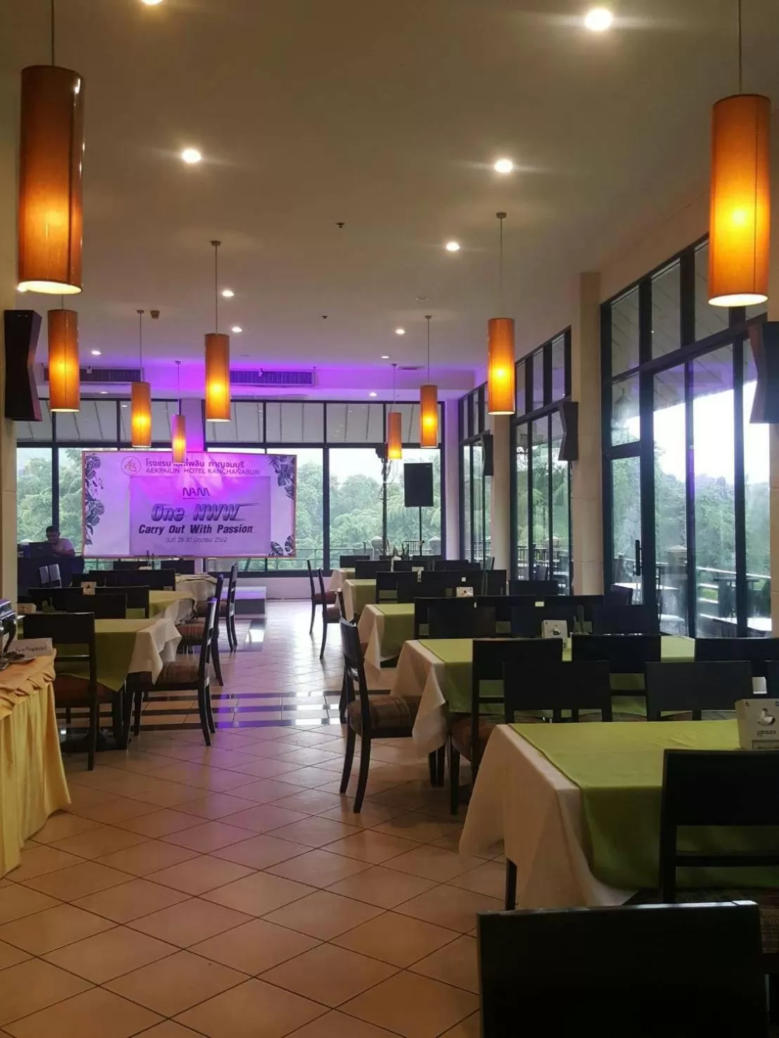 Restaurant/places to eat in Aekpailin River Kwai Resort