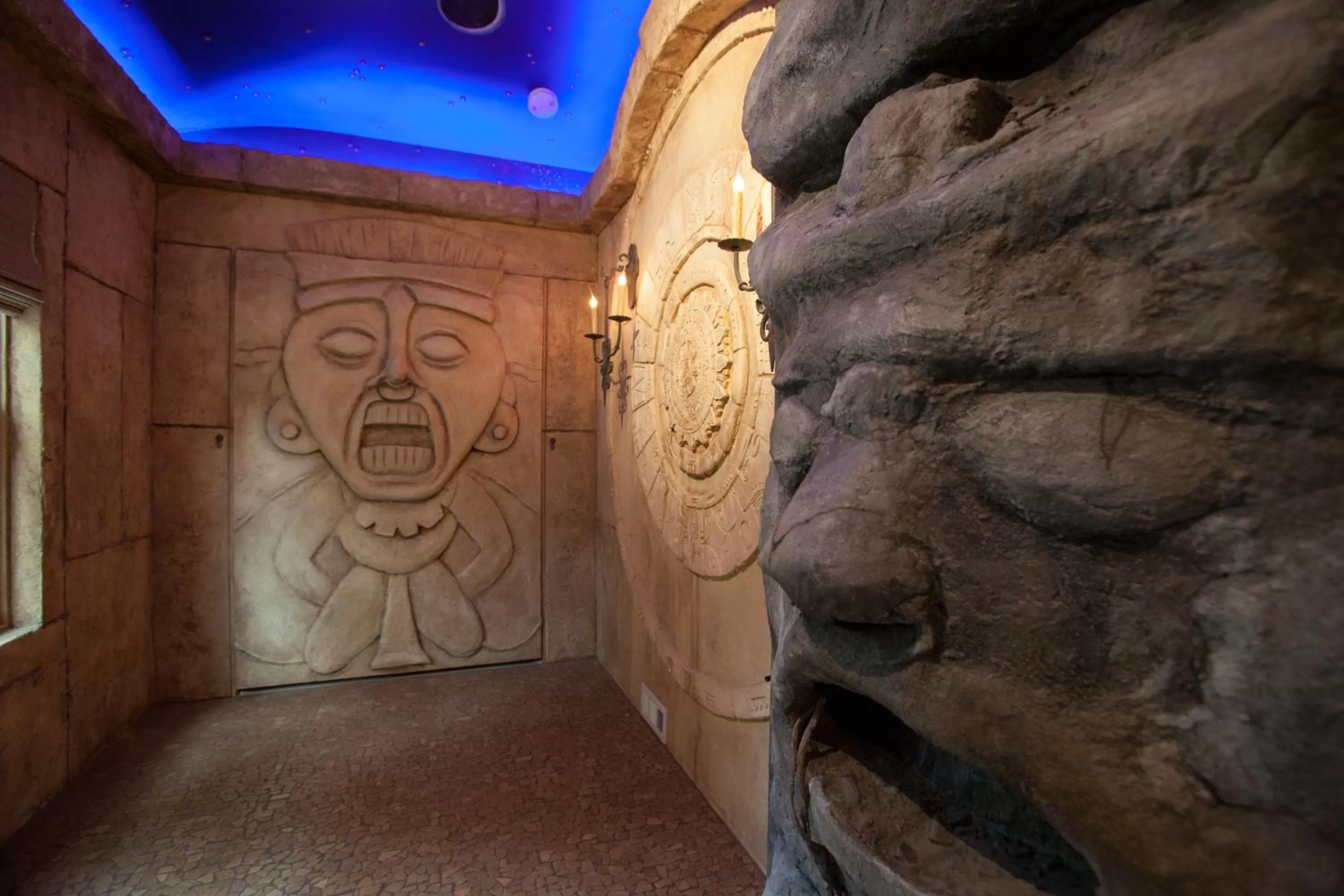 Decorative detail in The Roxbury