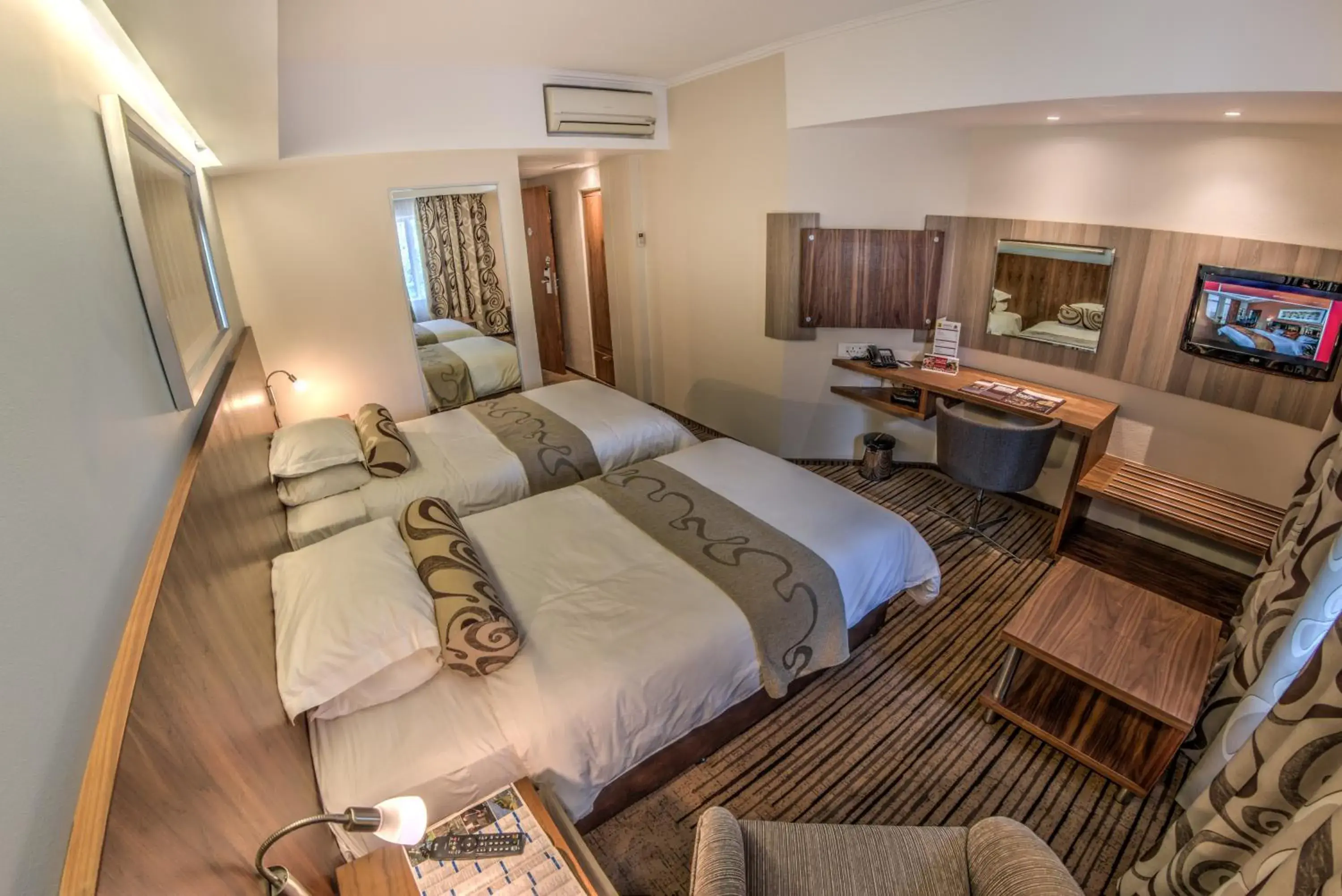 Twin Room - Smoking in City Lodge Hotel Bryanston