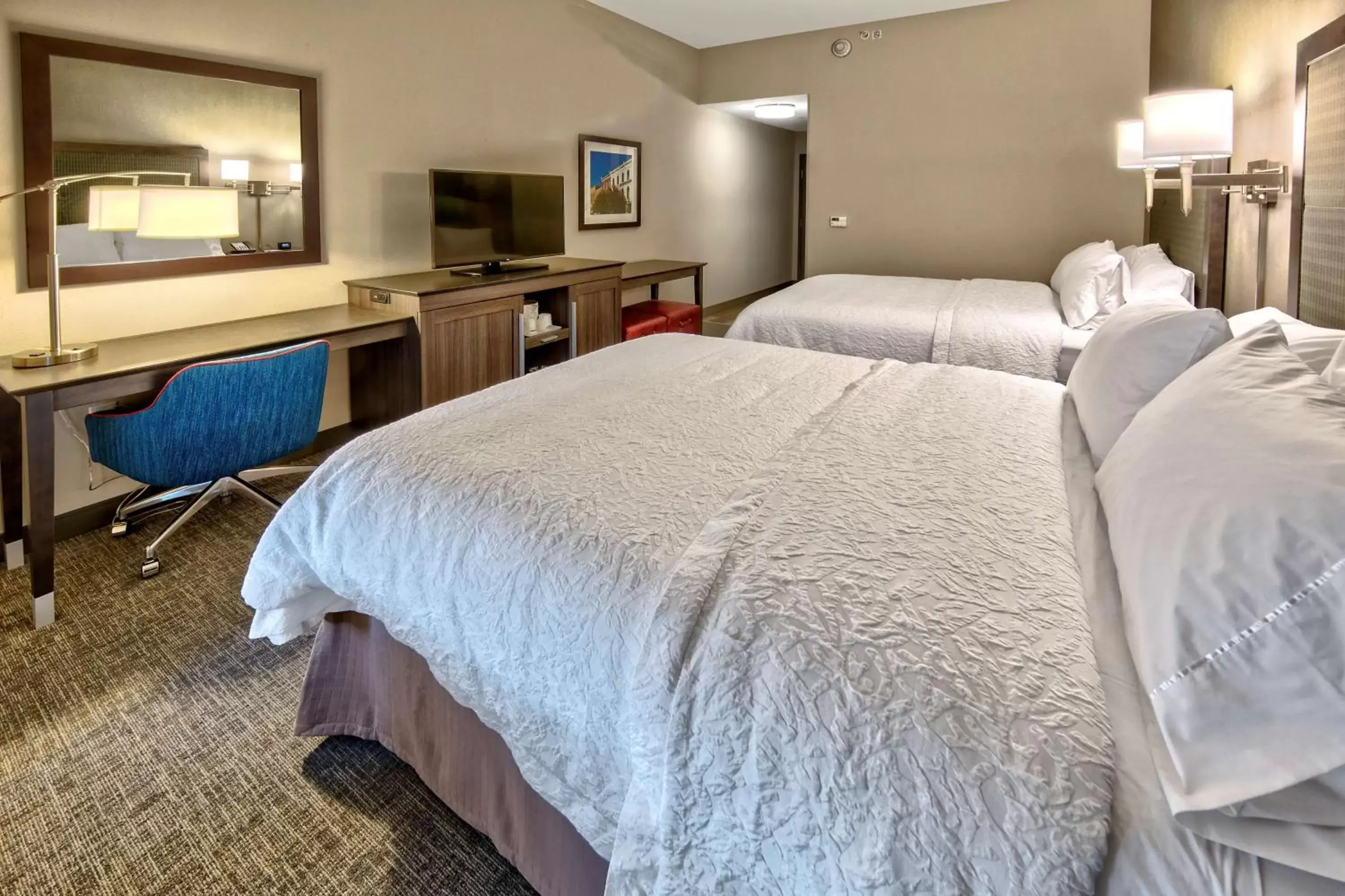 Bedroom, Bed in Hampton Inn & Suites Franklin Berry Farms, Tn