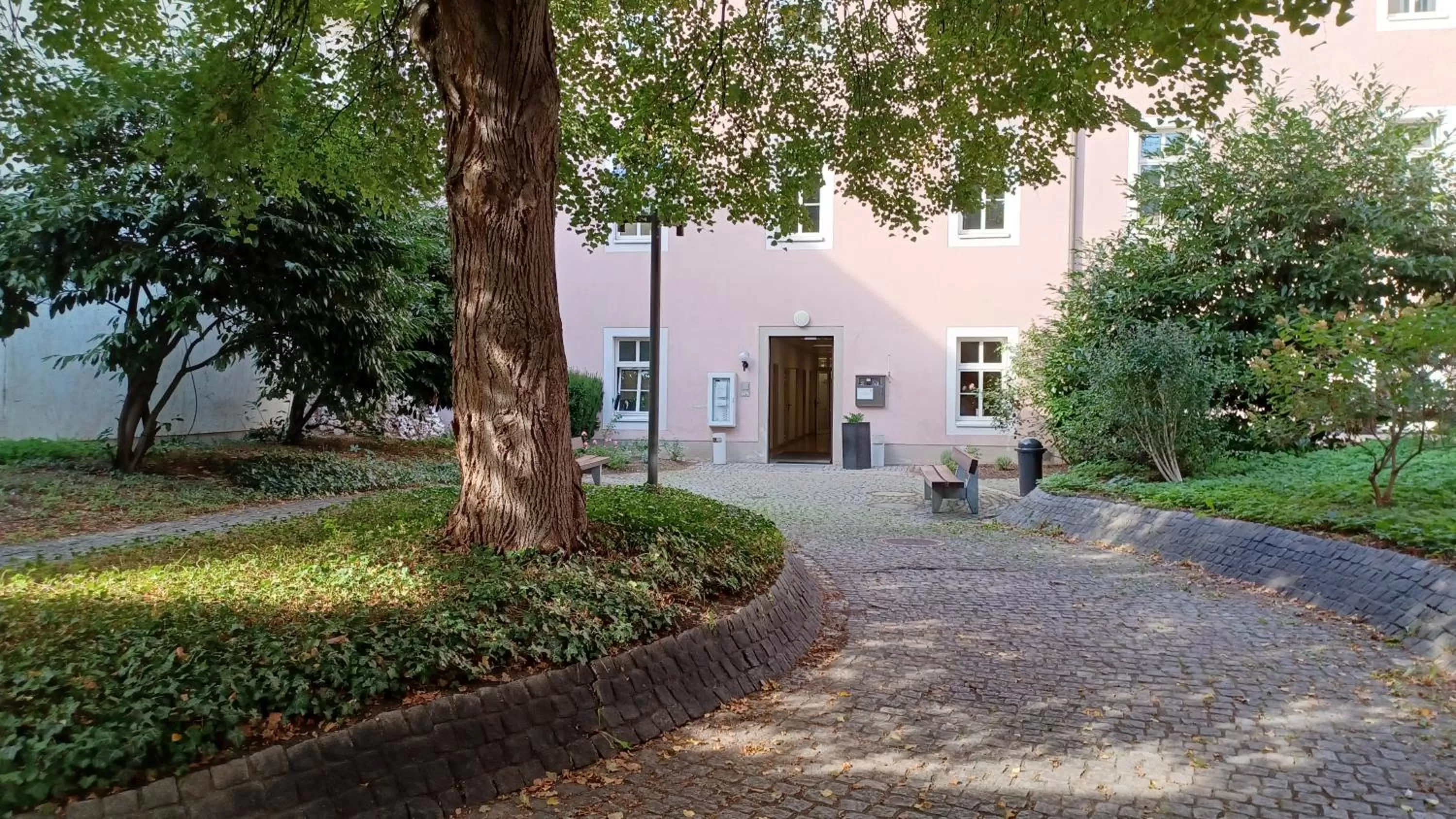 Property building in Gästehaus der Katholischen Akademie