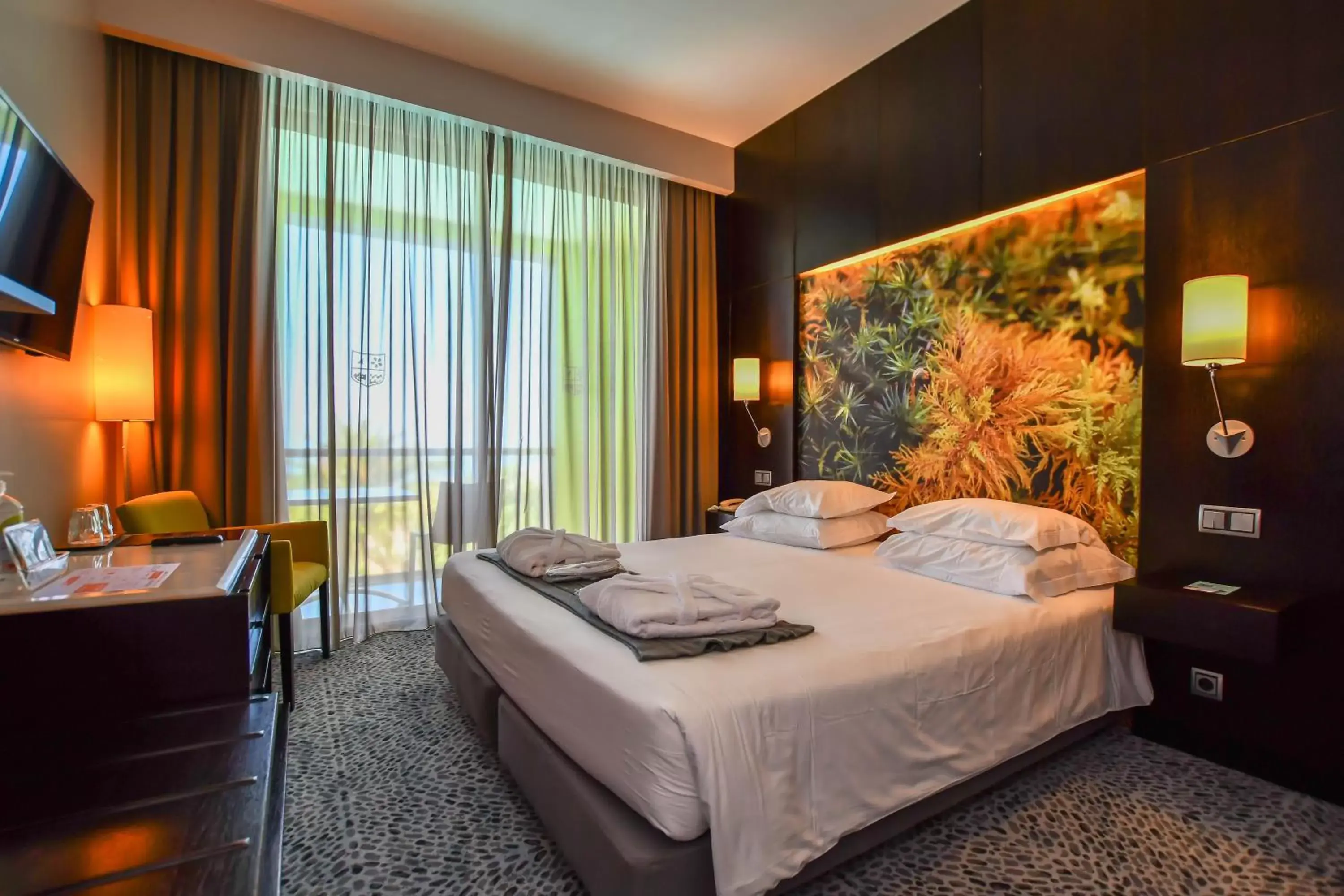 Photo of the whole room, Bed in Quinta Mirabela - Design Hotel