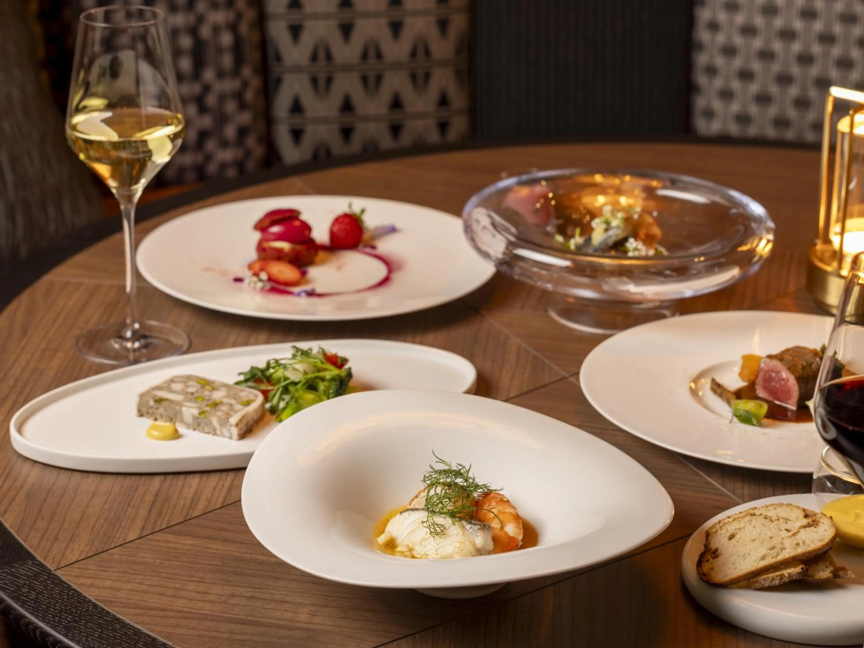 Food, Lunch and Dinner in Dai-ichi Hotel Annex