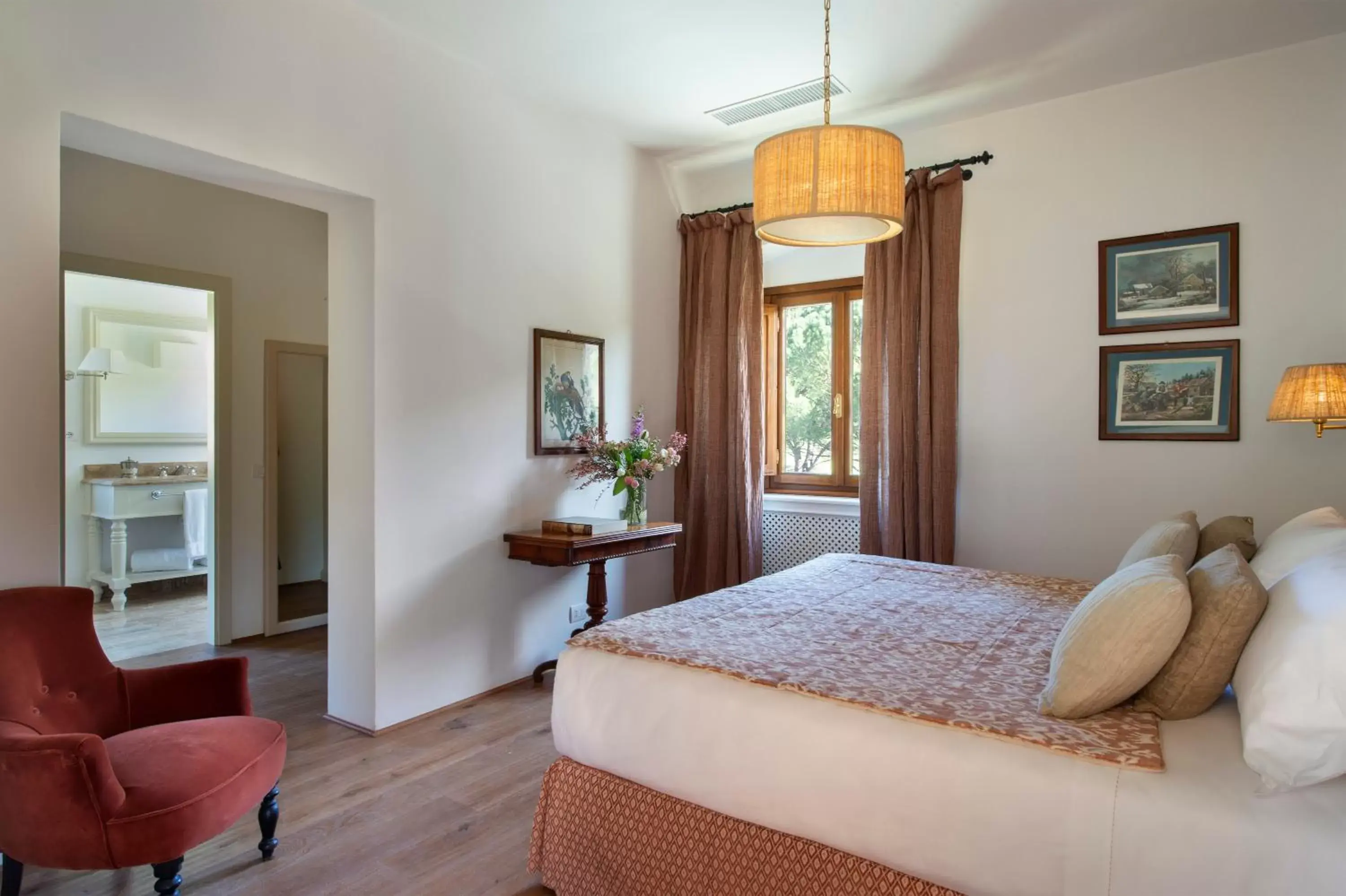 Bed in VIESCA Suites & Villas Il Borro Toscana