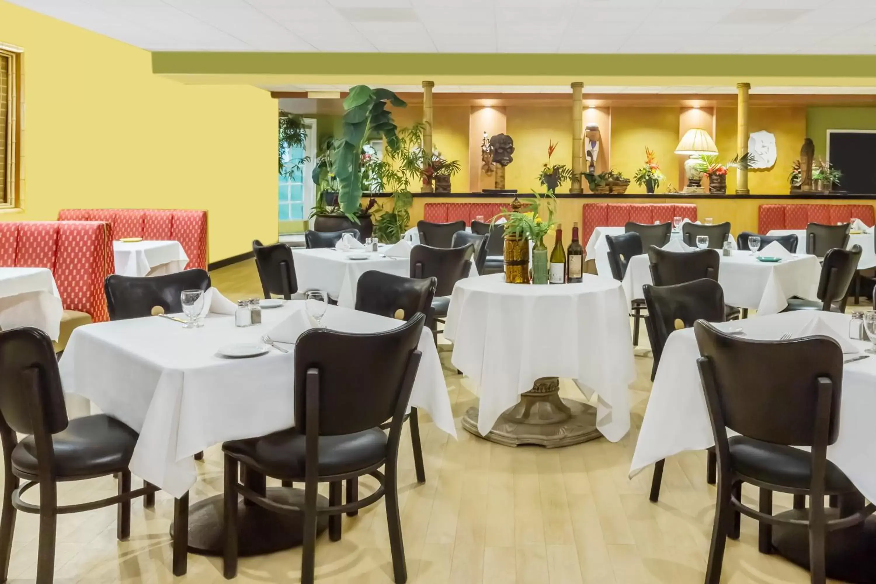 Breakfast, Restaurant/Places to Eat in Wyndham Garden San Jose Airport Breakfast, Restaurant/Places to Eat in Wyndham Garden San Jose Airport