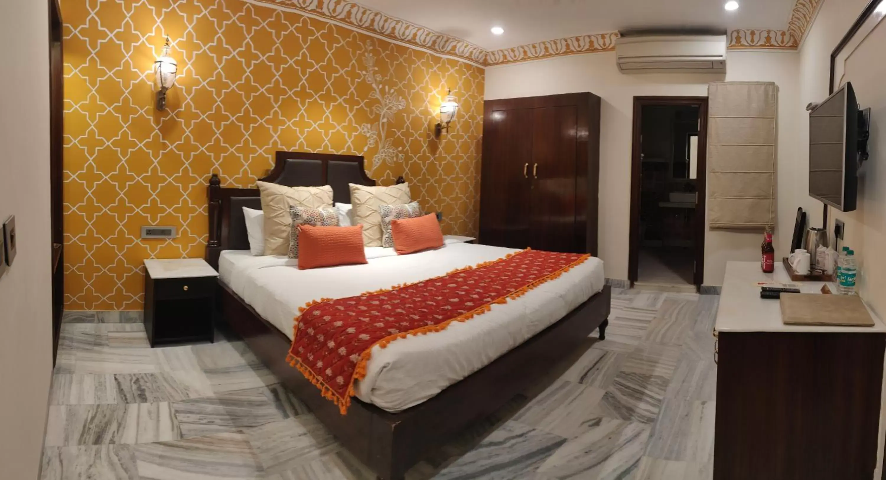 Photo of the whole room, Bed in Laxmi Palace Heritage Boutique Hotel