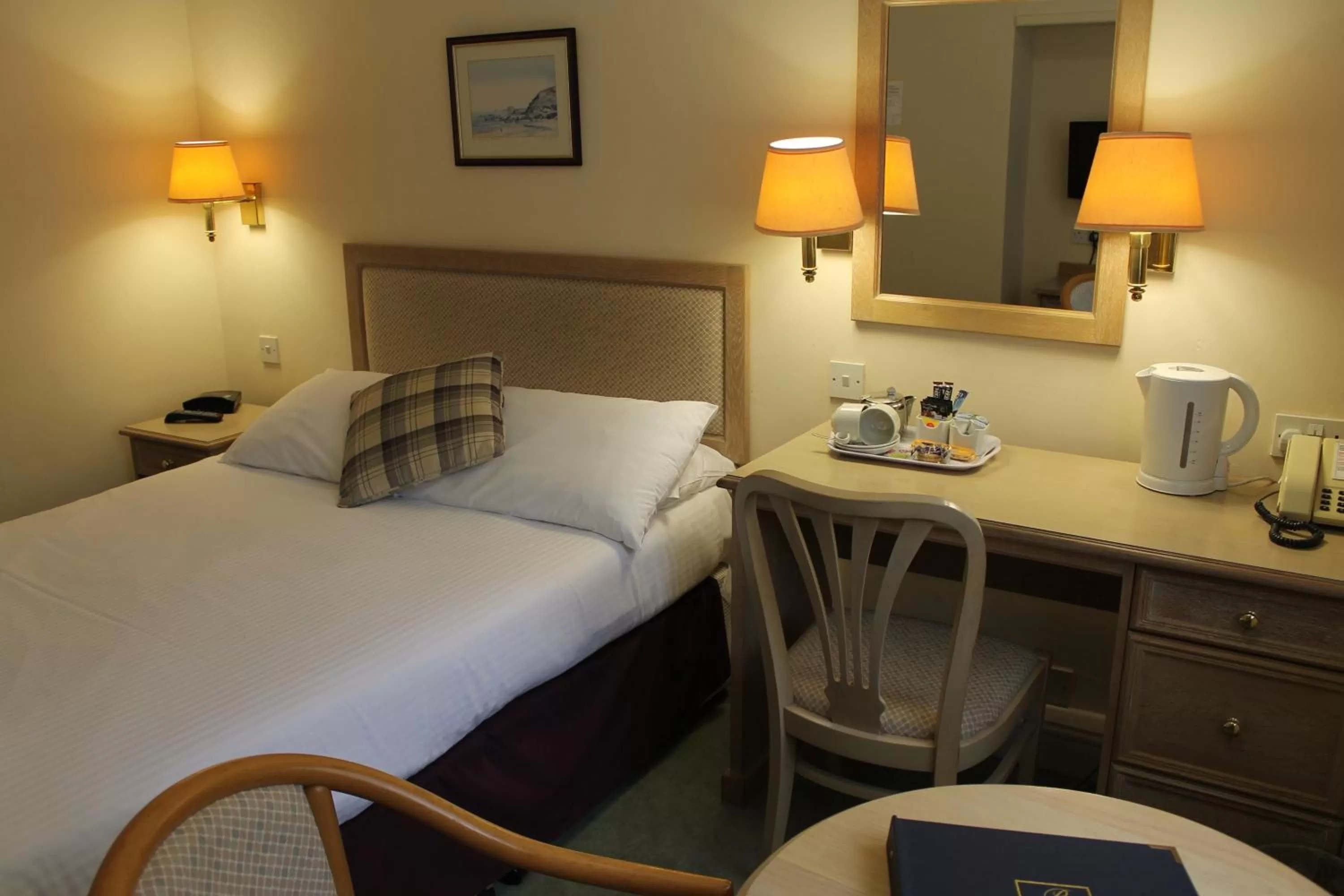 Photo of the whole room, Bed in Penmere Manor Hotel