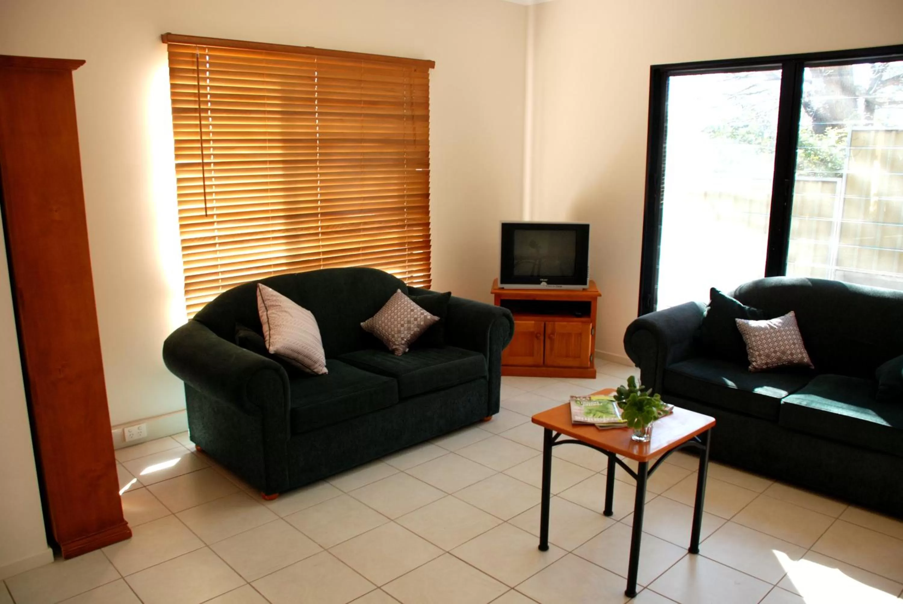 Living room in Amberoo Apartments Tamworth
