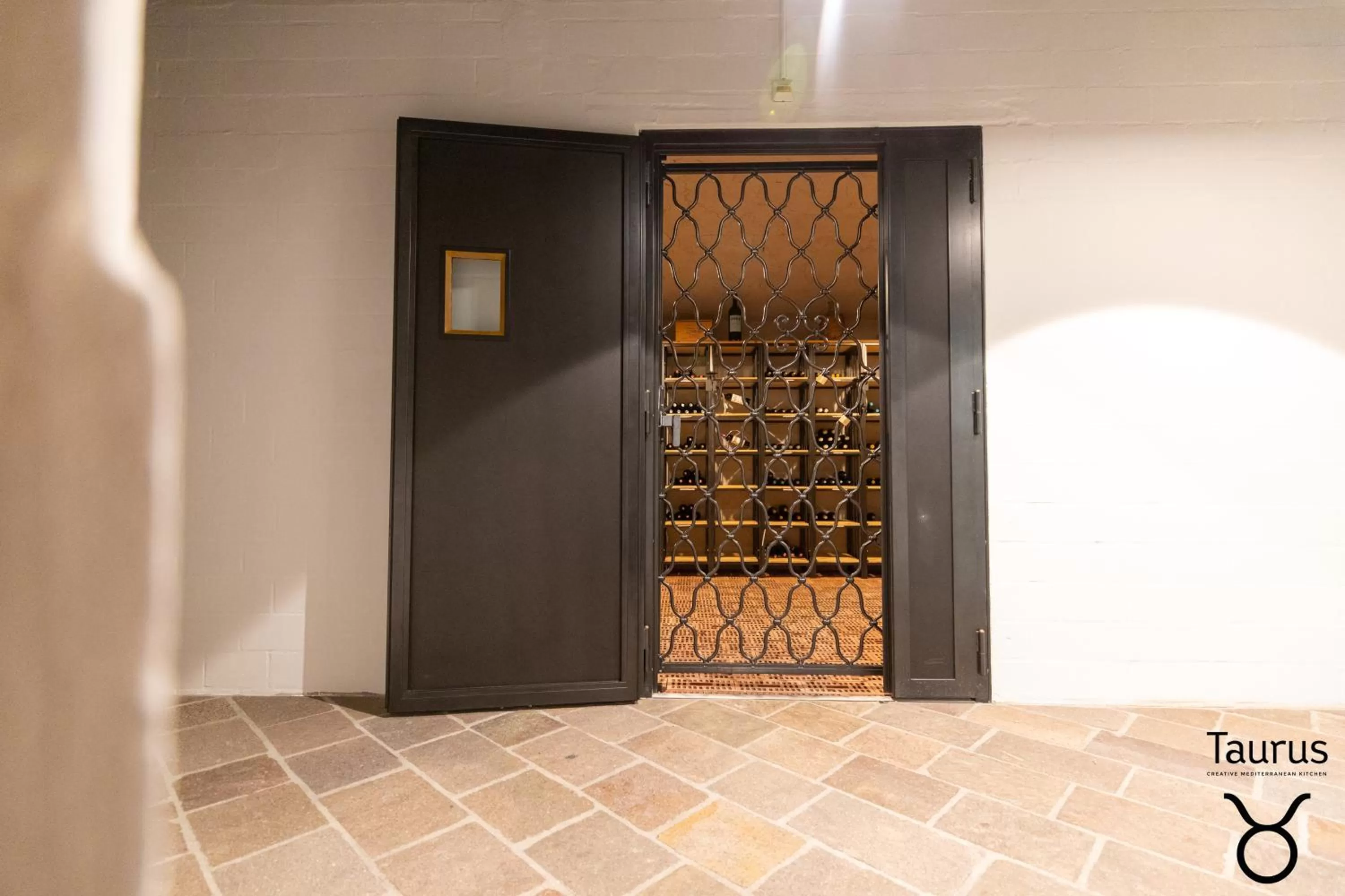 Restaurant/places to eat in Boutique Hotel OchSen Self-Check-In