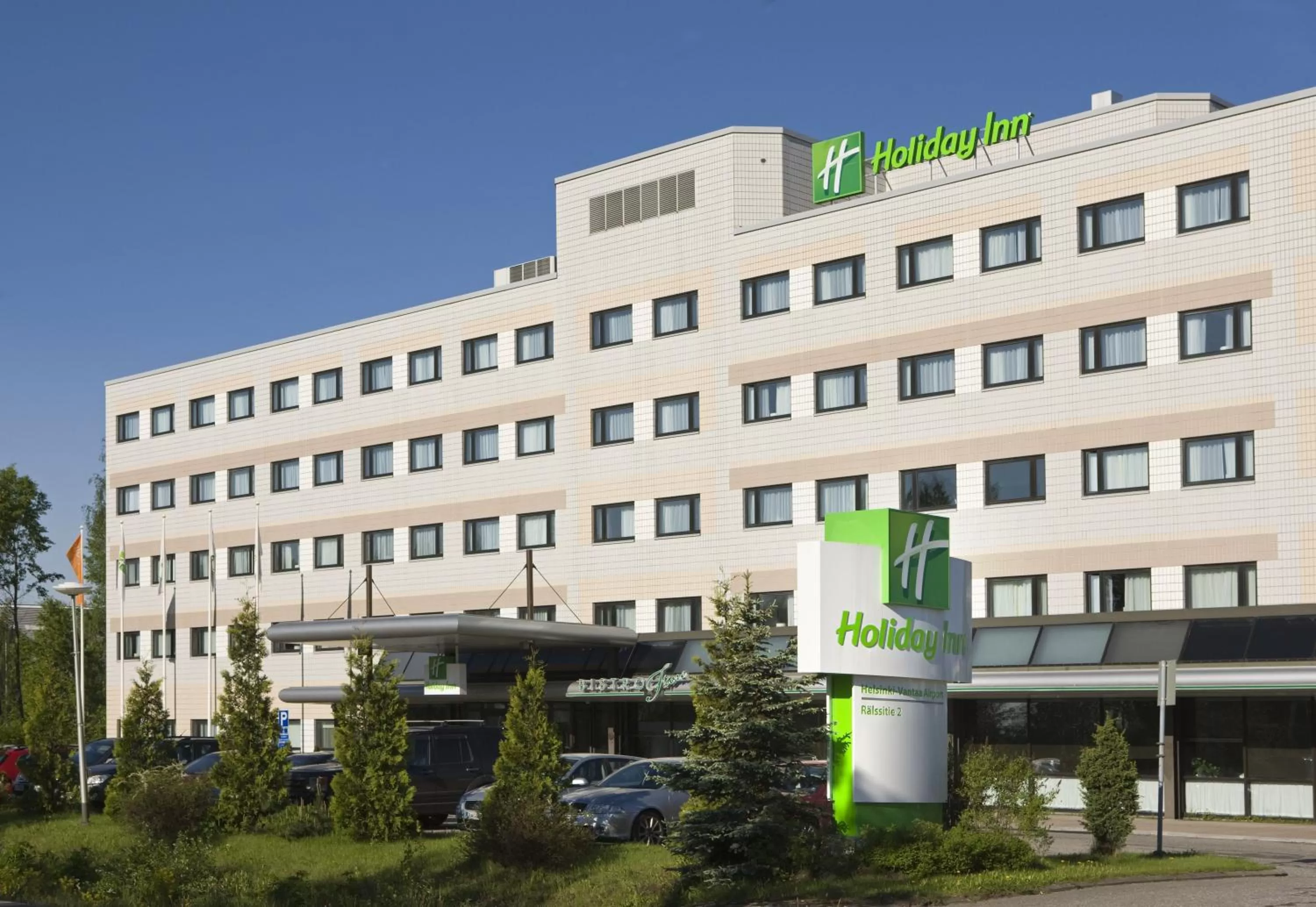 Property building in Holiday Inn Helsinki-Vantaa Airport by IHG