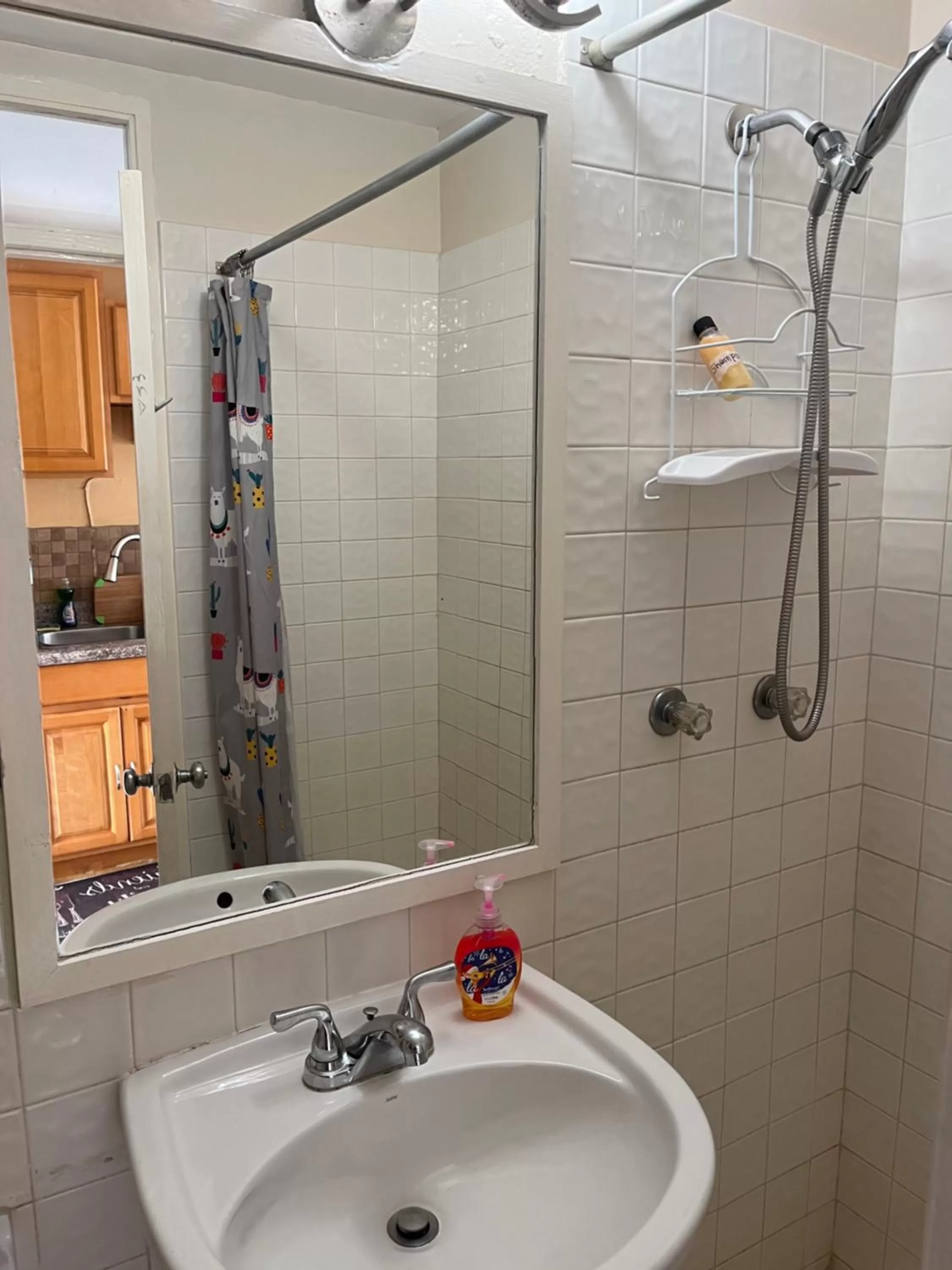 Seacastles by the beach/pool