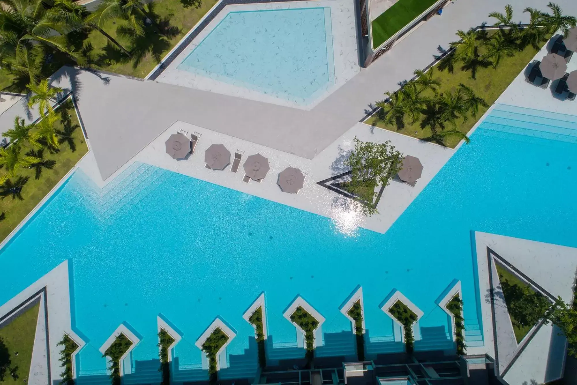 Swimming pool in La Vela Khao Lak - SHA Extra Plus Swimming pool in La Vela Khao Lak - SHA Extra Plus