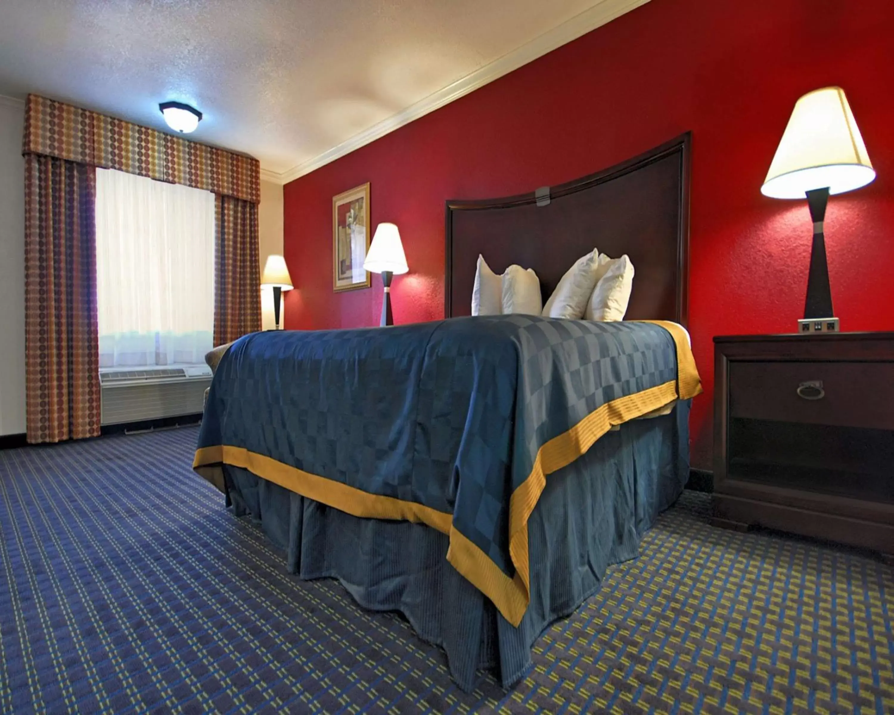 Photo of the whole room, Bed in Americas Best Value Inn Kingsville