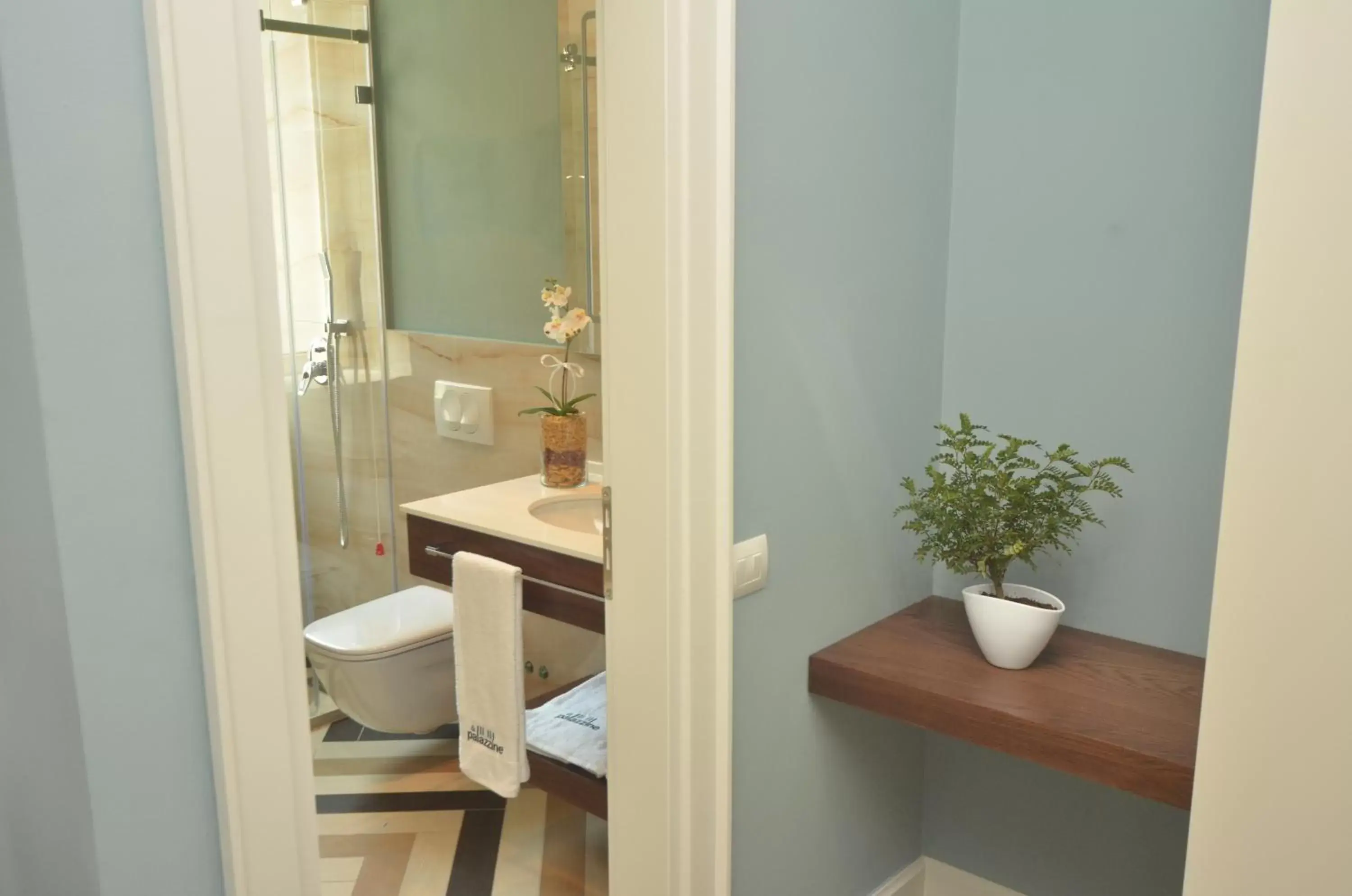 Decorative detail, Bathroom in Le Palazzine Hotel