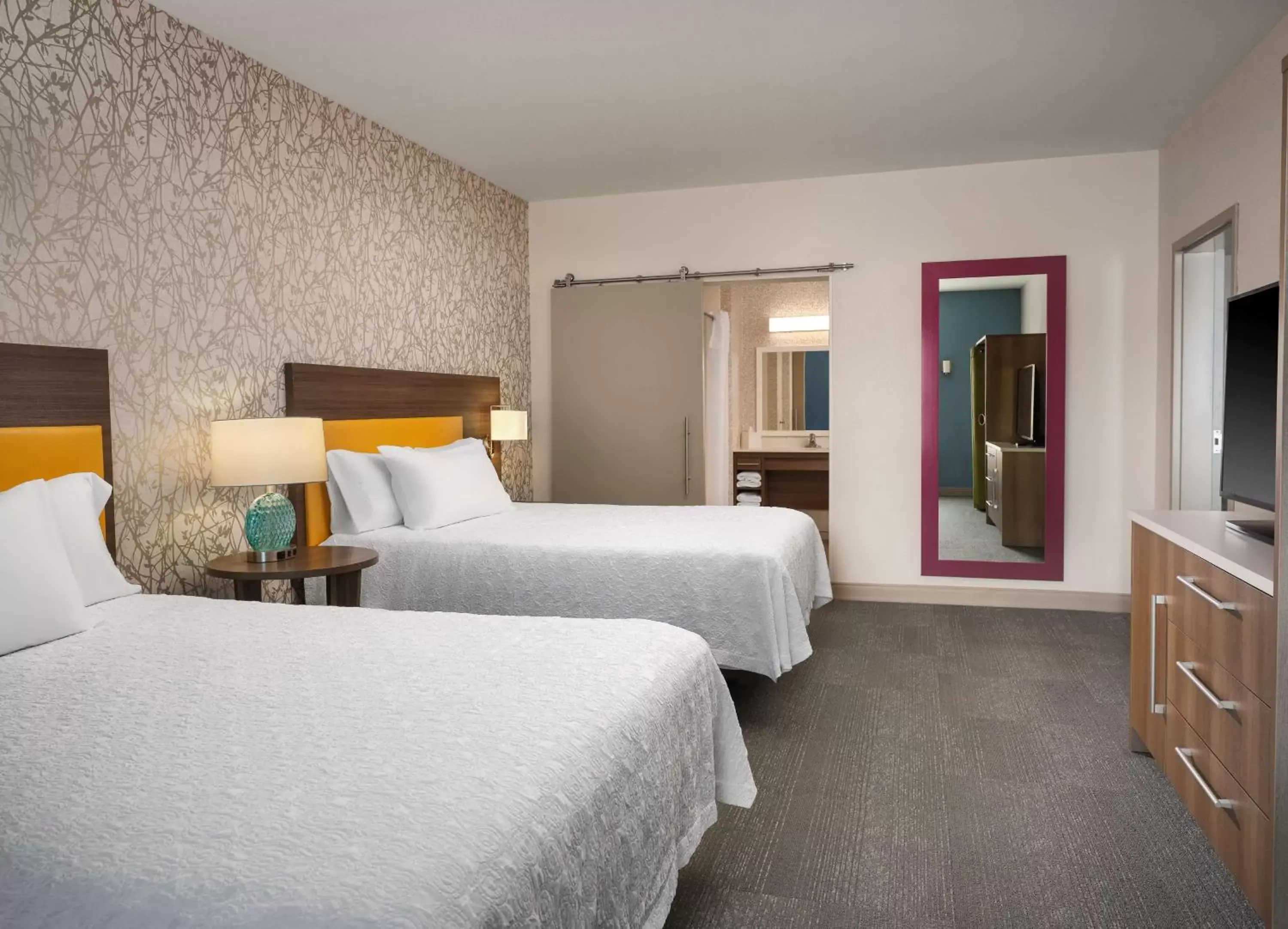 Bedroom in Home2 Suites By Hilton Tupelo