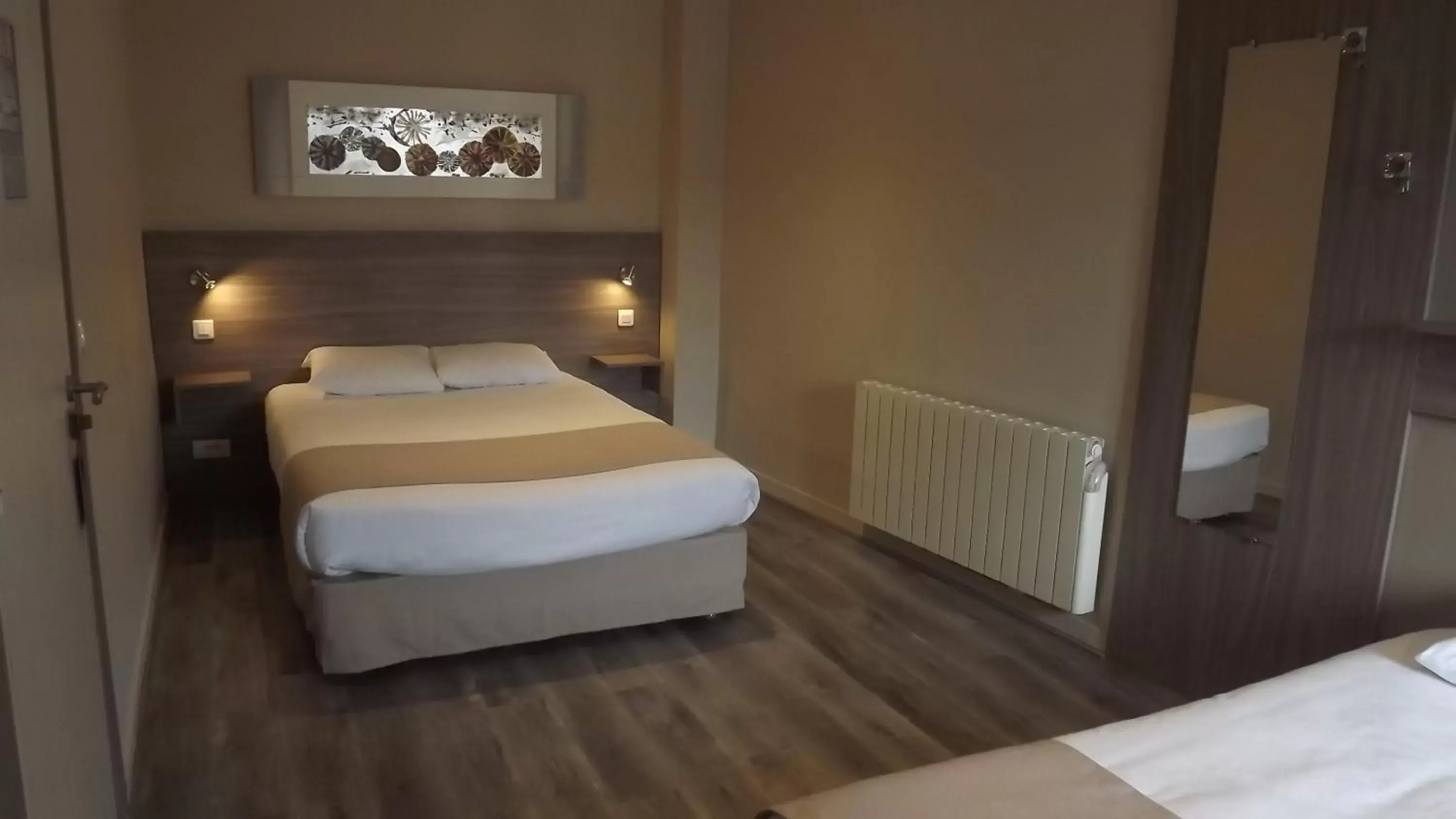 Photo of the whole room, Bed in Logis Hôtel La Résidence, Cognac Centre Photo of the whole room, Bed in Logis Hôtel La Résidence, Cognac Centre