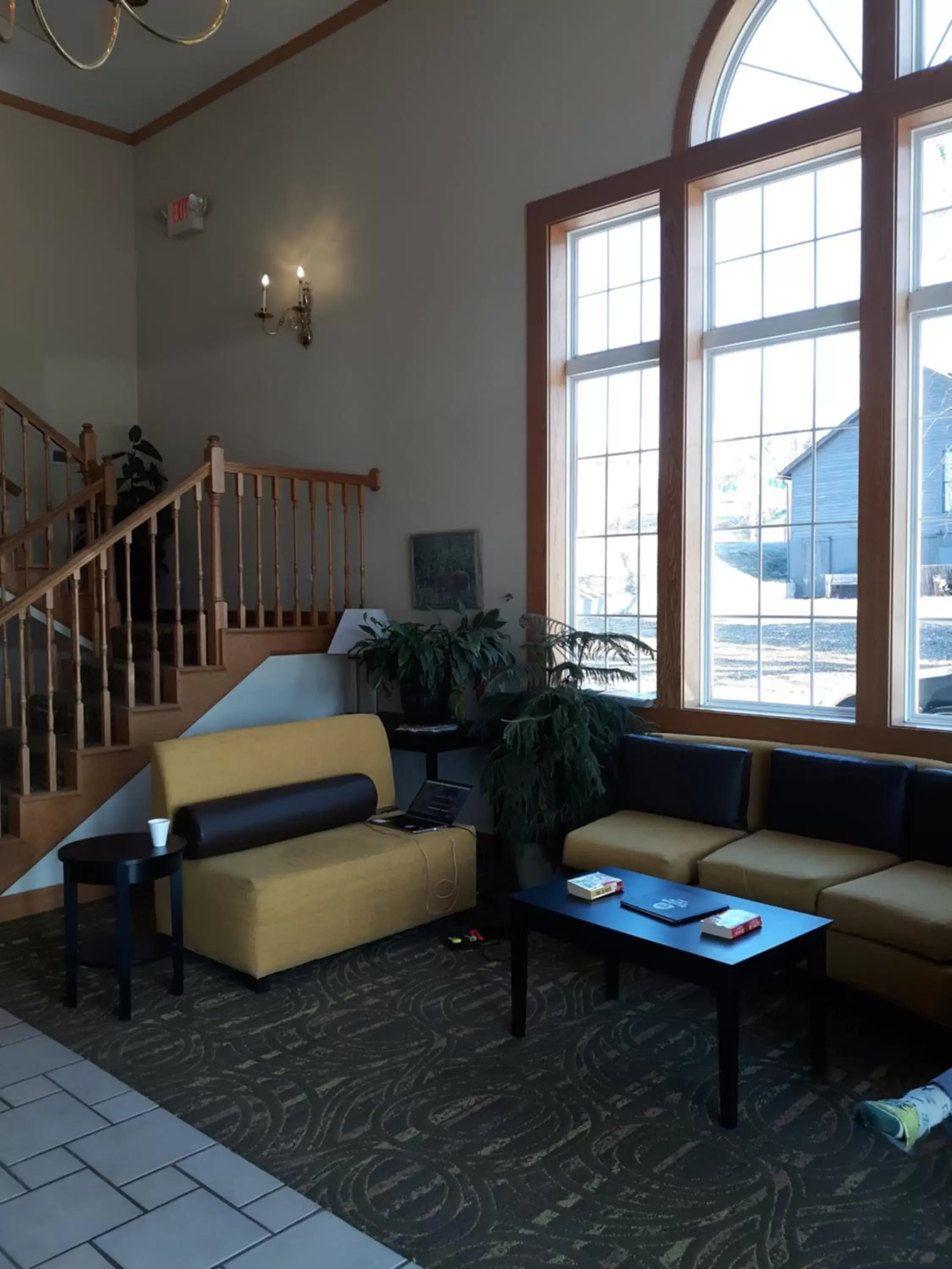 Lobby or reception in Super 8 by Wyndham Mound City Lobby or reception in Super 8 by Wyndham Mound City