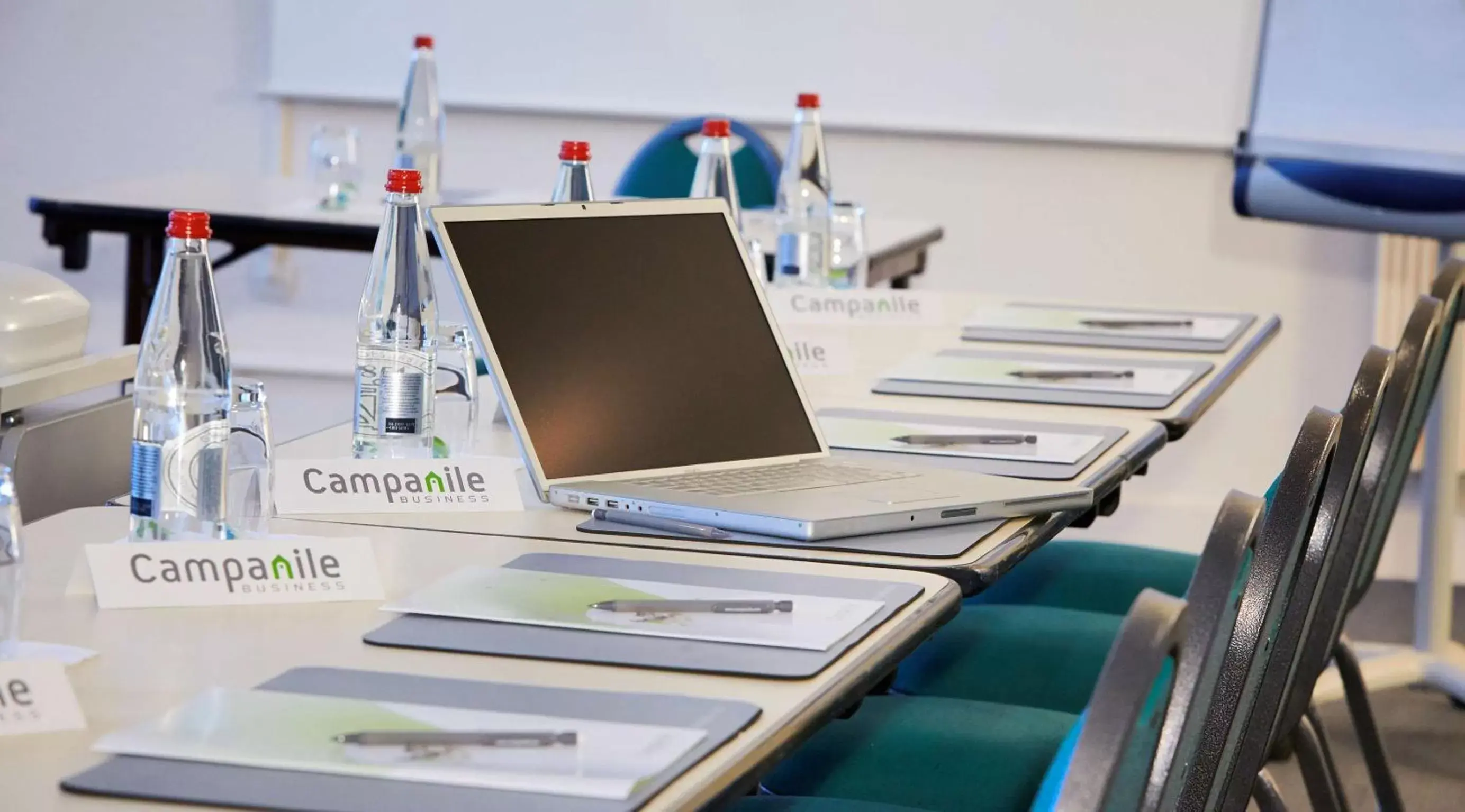 Meeting/conference room, Business Area/Conference Room in Campanile Nogent-Sur-Marne