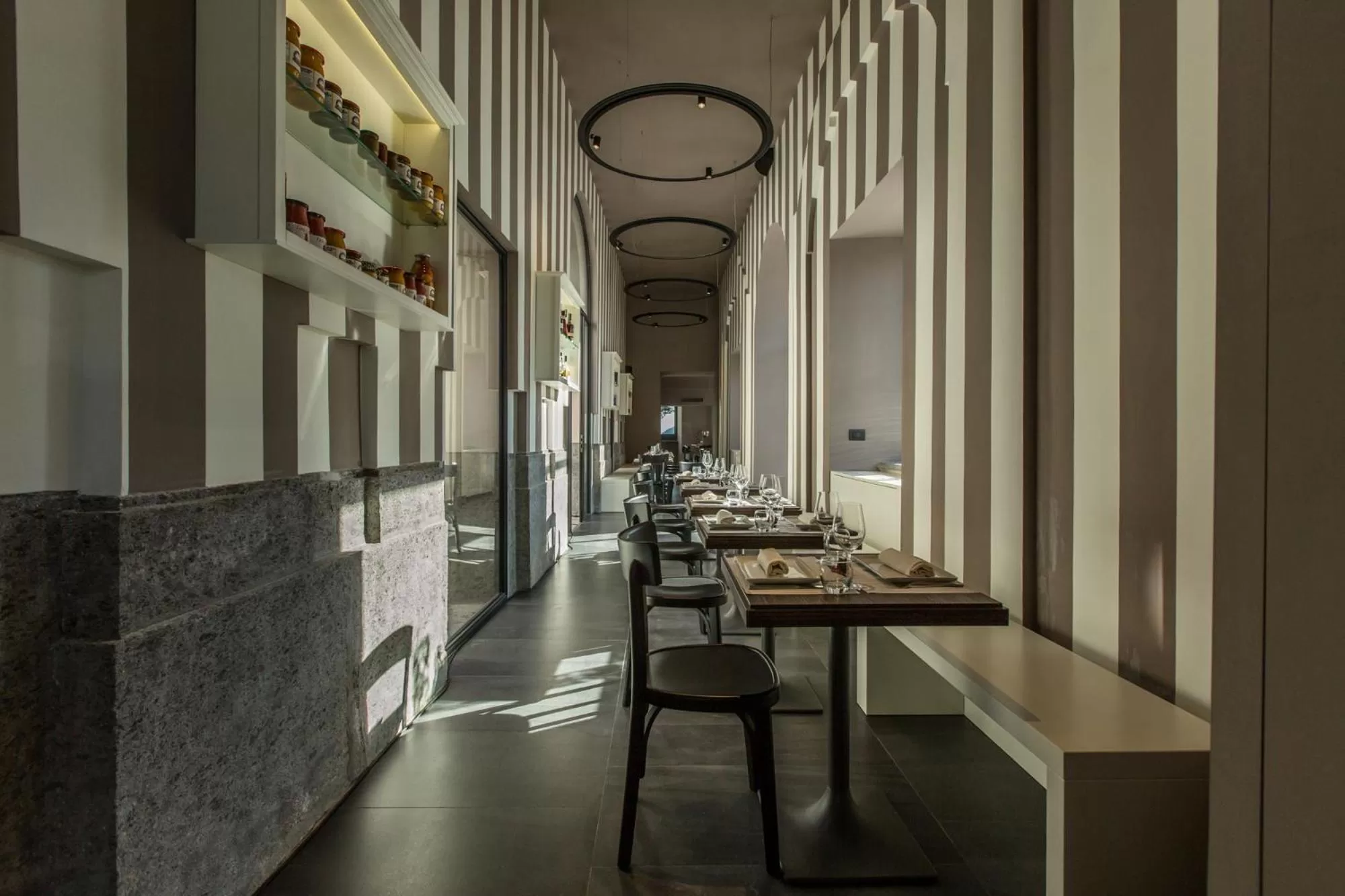 Restaurant/places to eat in Villa Avellino Historic Residence