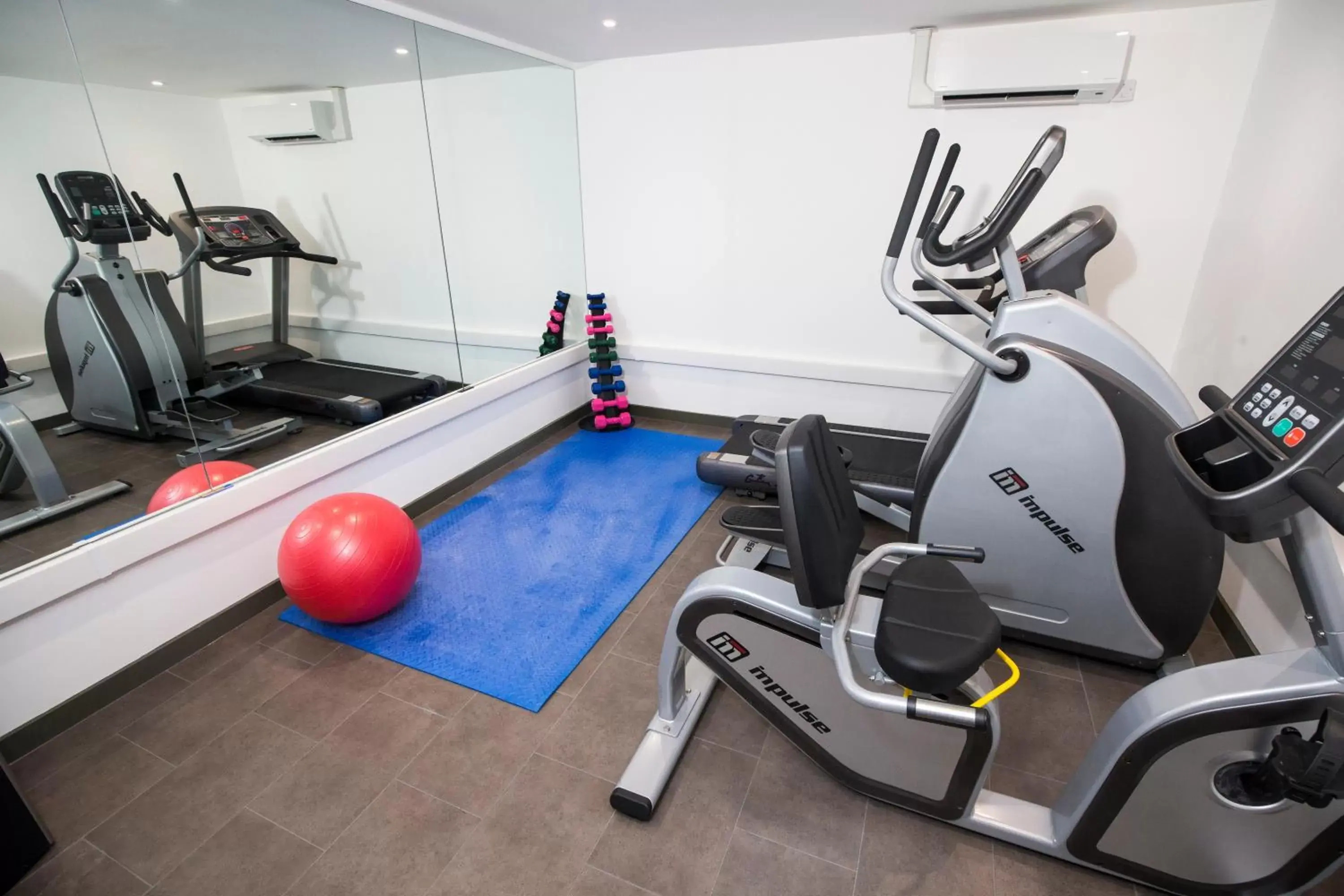 Fitness centre/facilities, Fitness Center/Facilities in Ramada London South Mimms