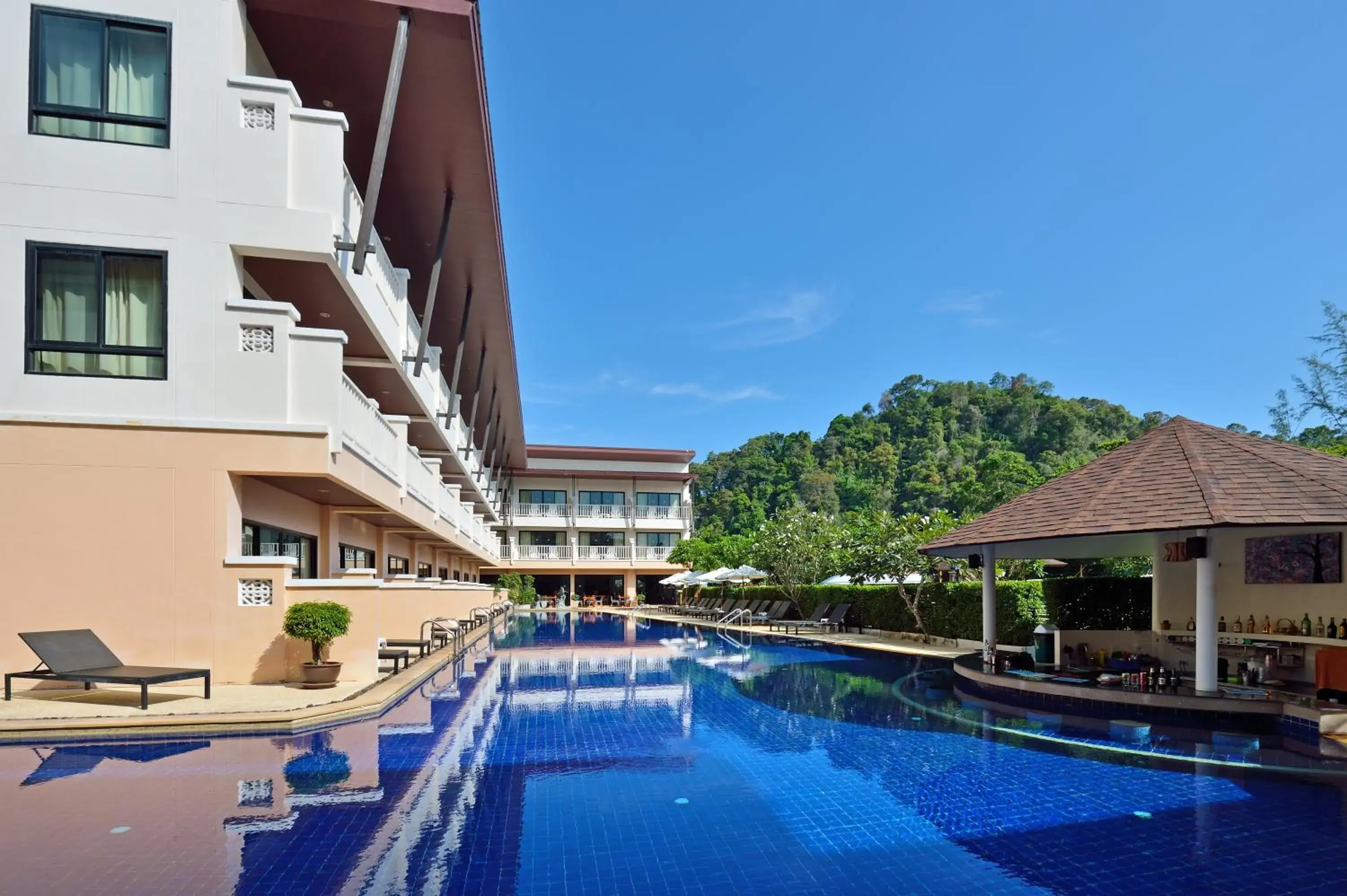 Swimming pool, Property Building in Srisuksant Resort