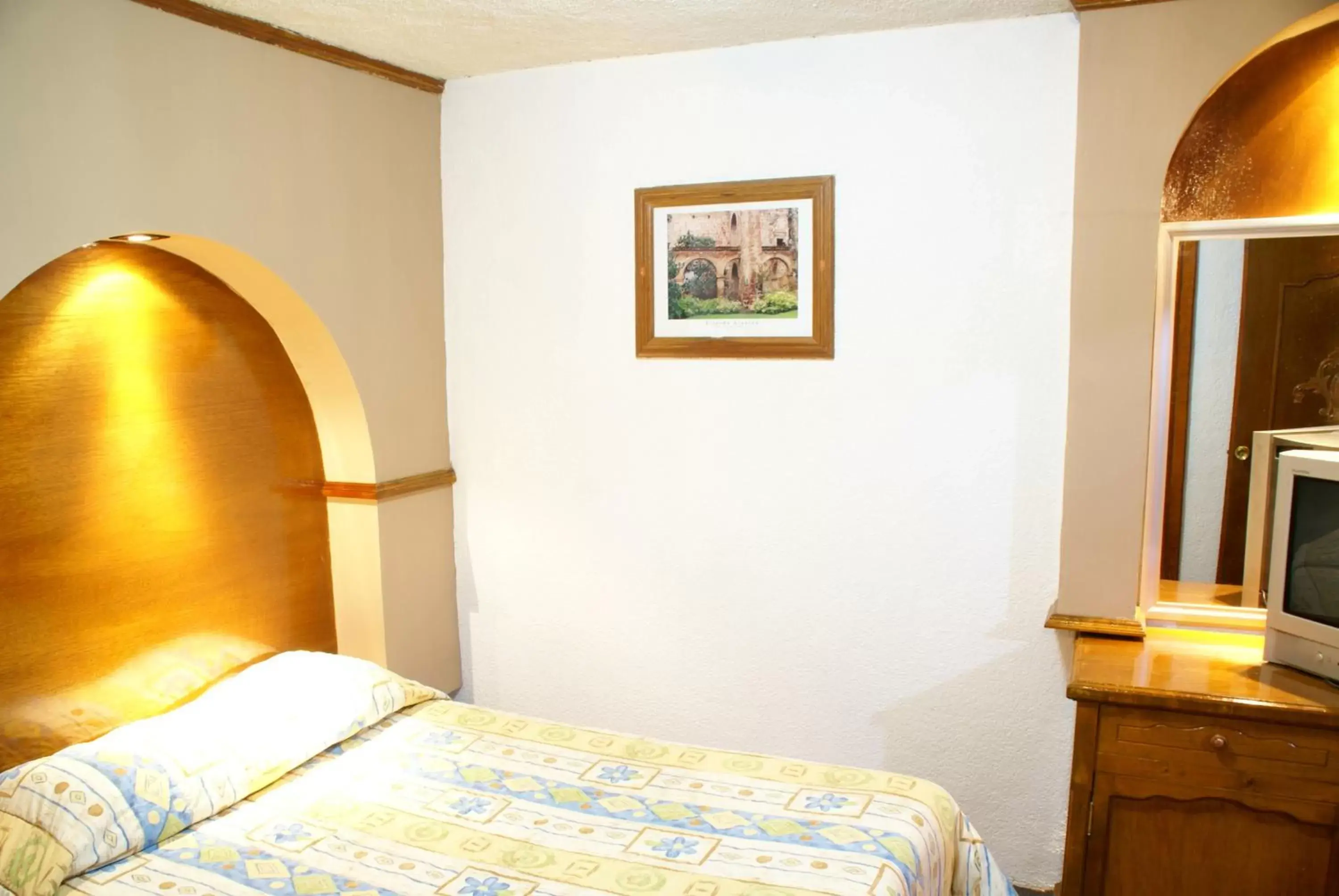 Bedroom, Bed in Posada Tolosa