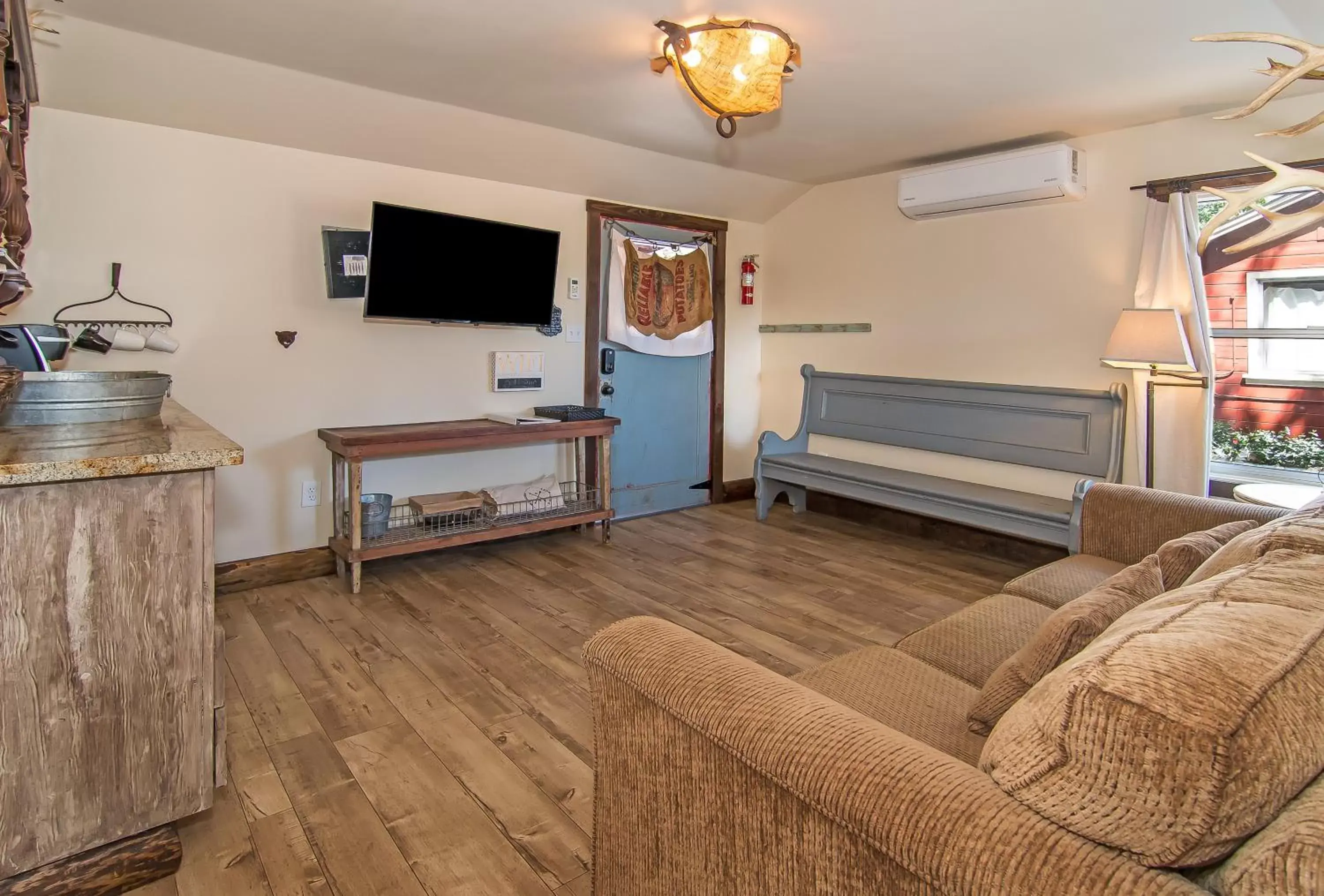 Miner's Camp Miner's Camp