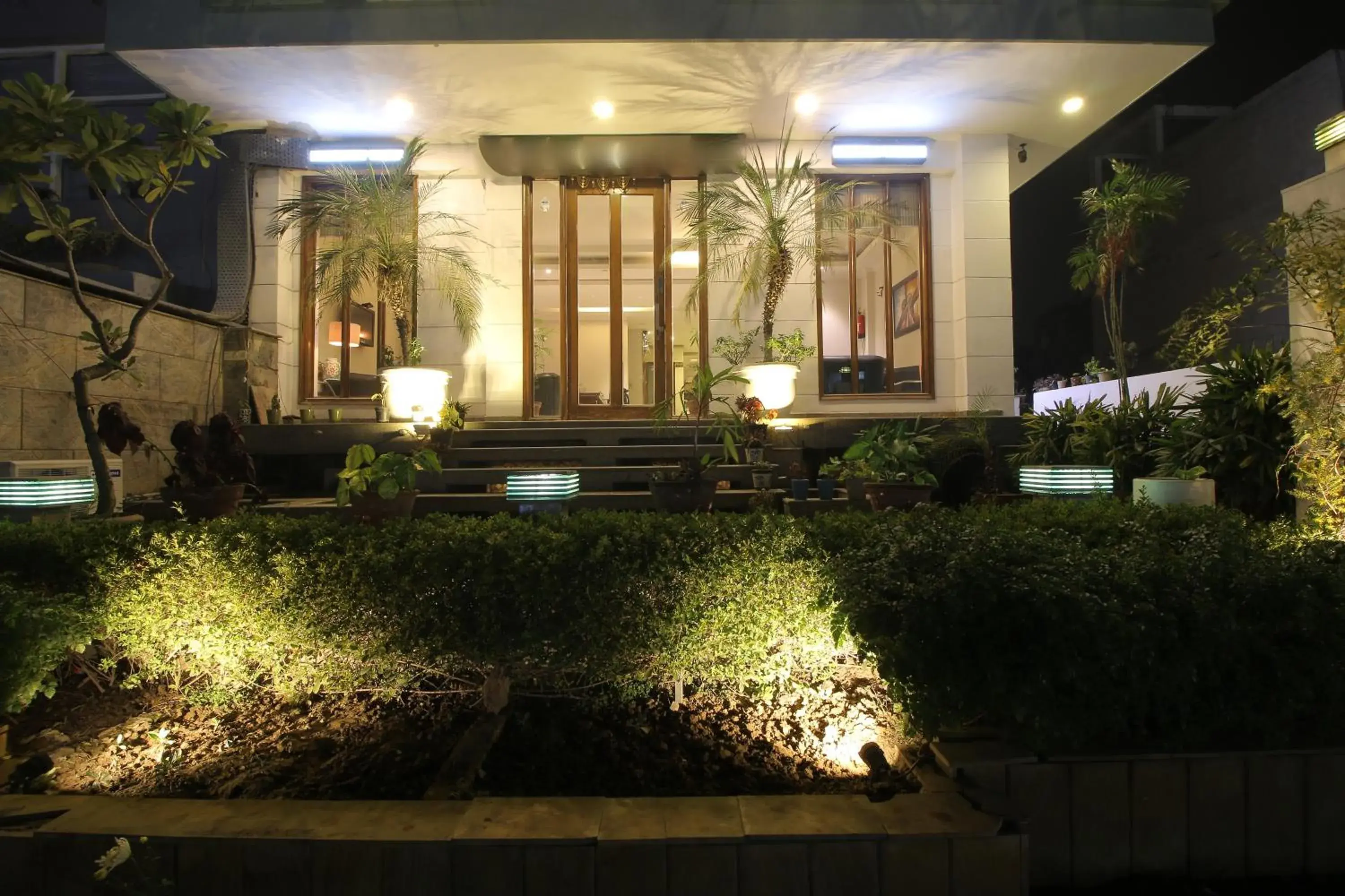 Facade/entrance, Garden in Hotel City Premier