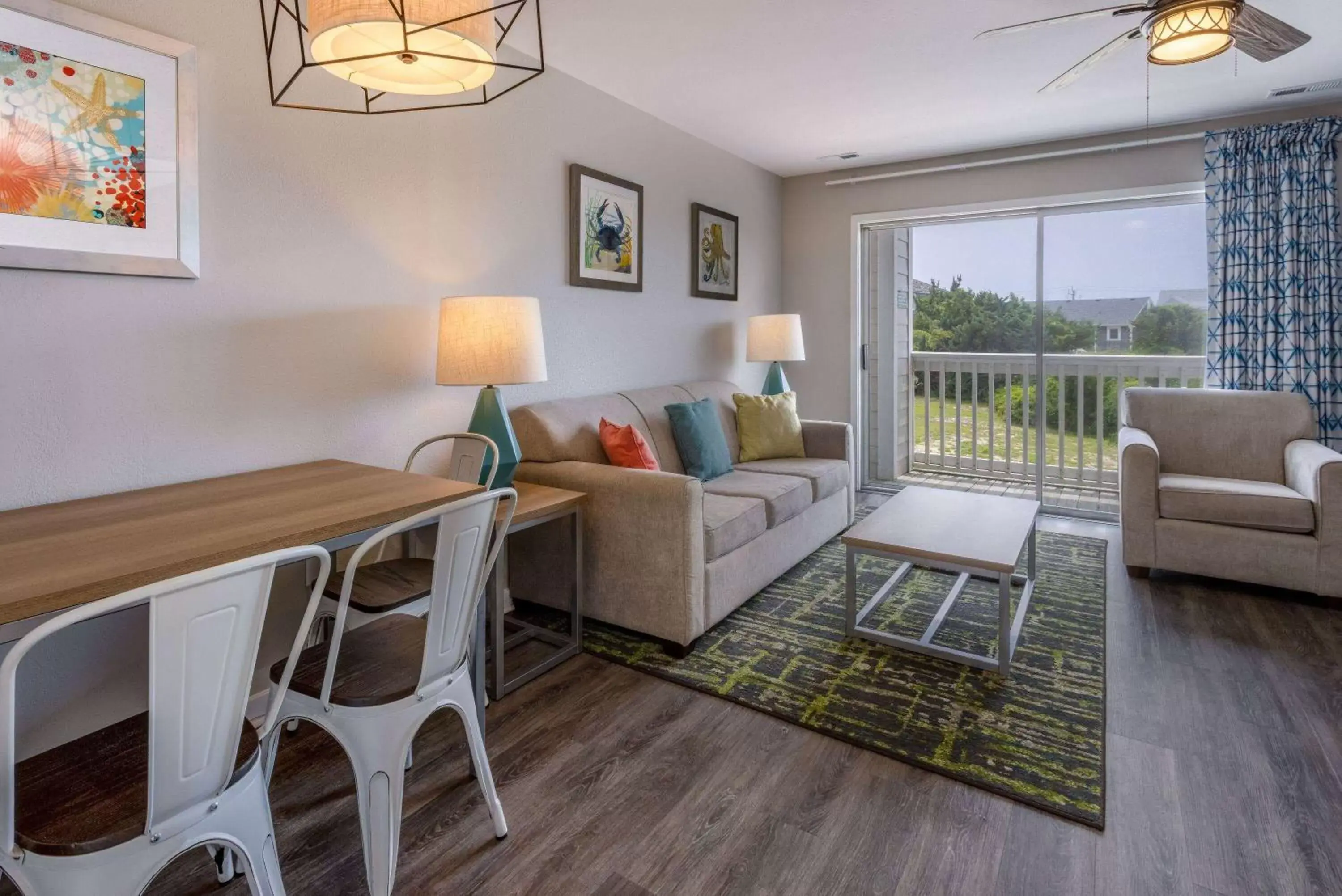 Bed, Seating Area in Atlantic Beach Resort, a Ramada by Wyndham