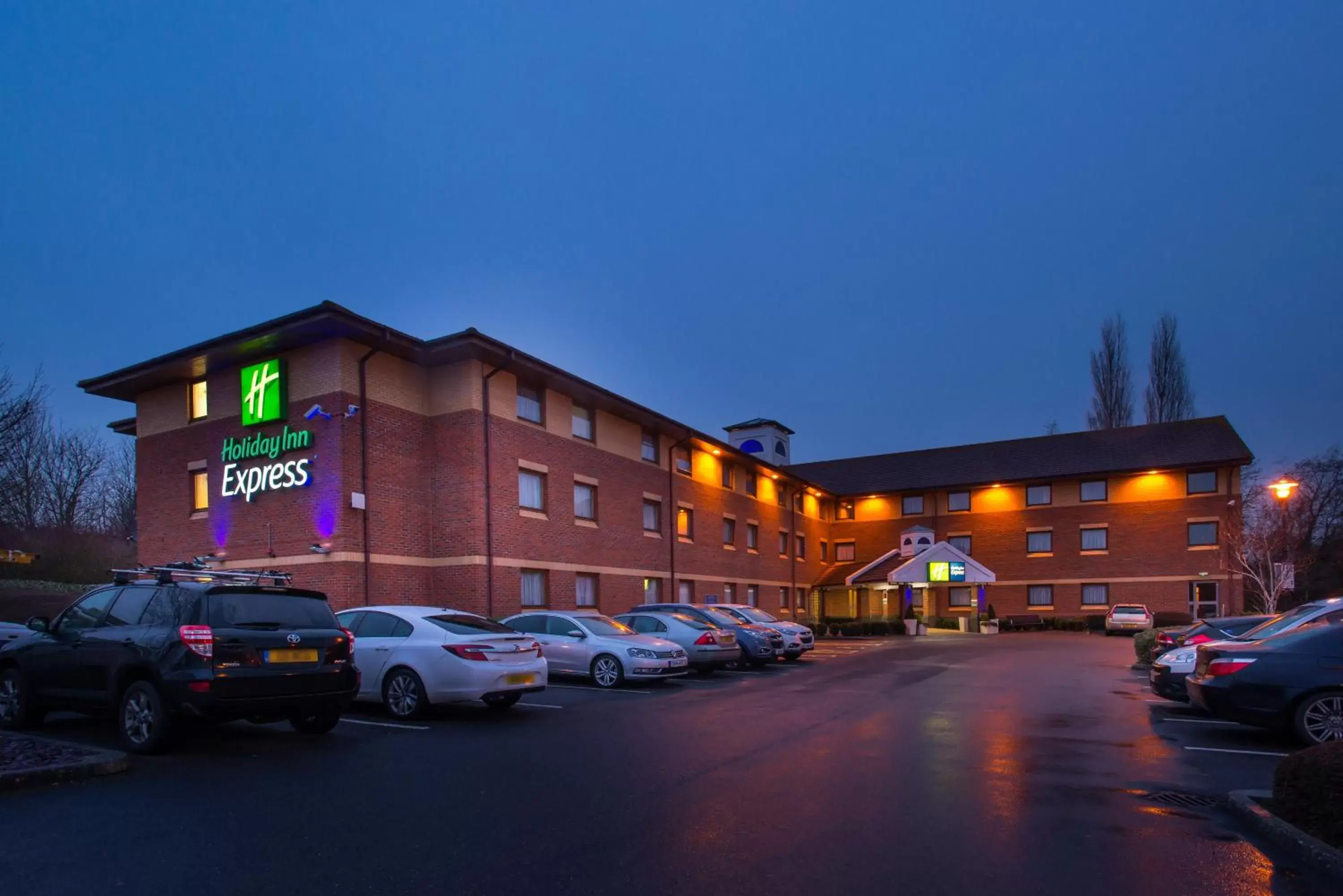 Property Building in Holiday Inn Express Taunton East, an IHG Hotel