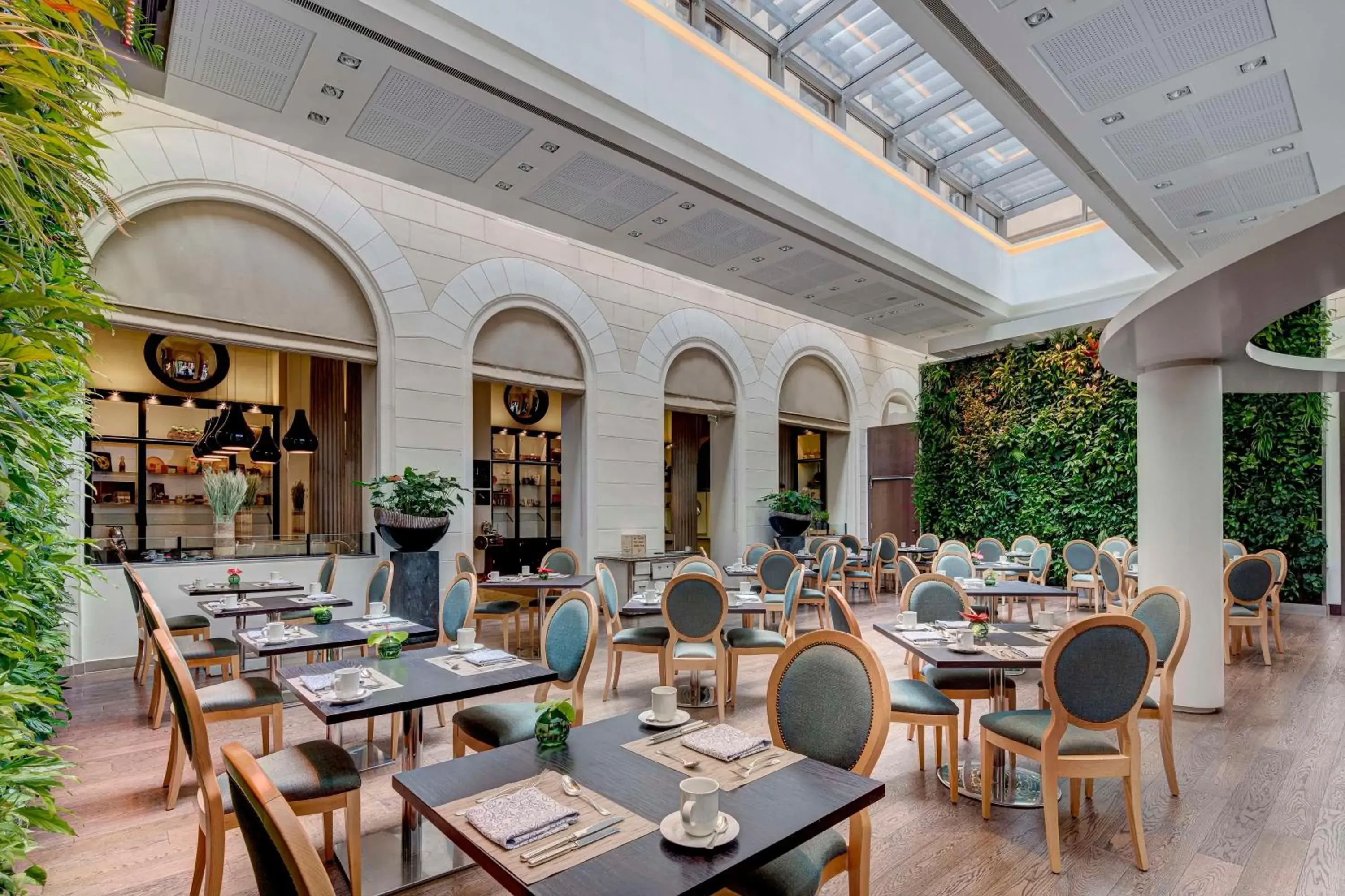 Breakfast, Restaurant/Places to Eat in Palais Hansen Kempinski Vienna