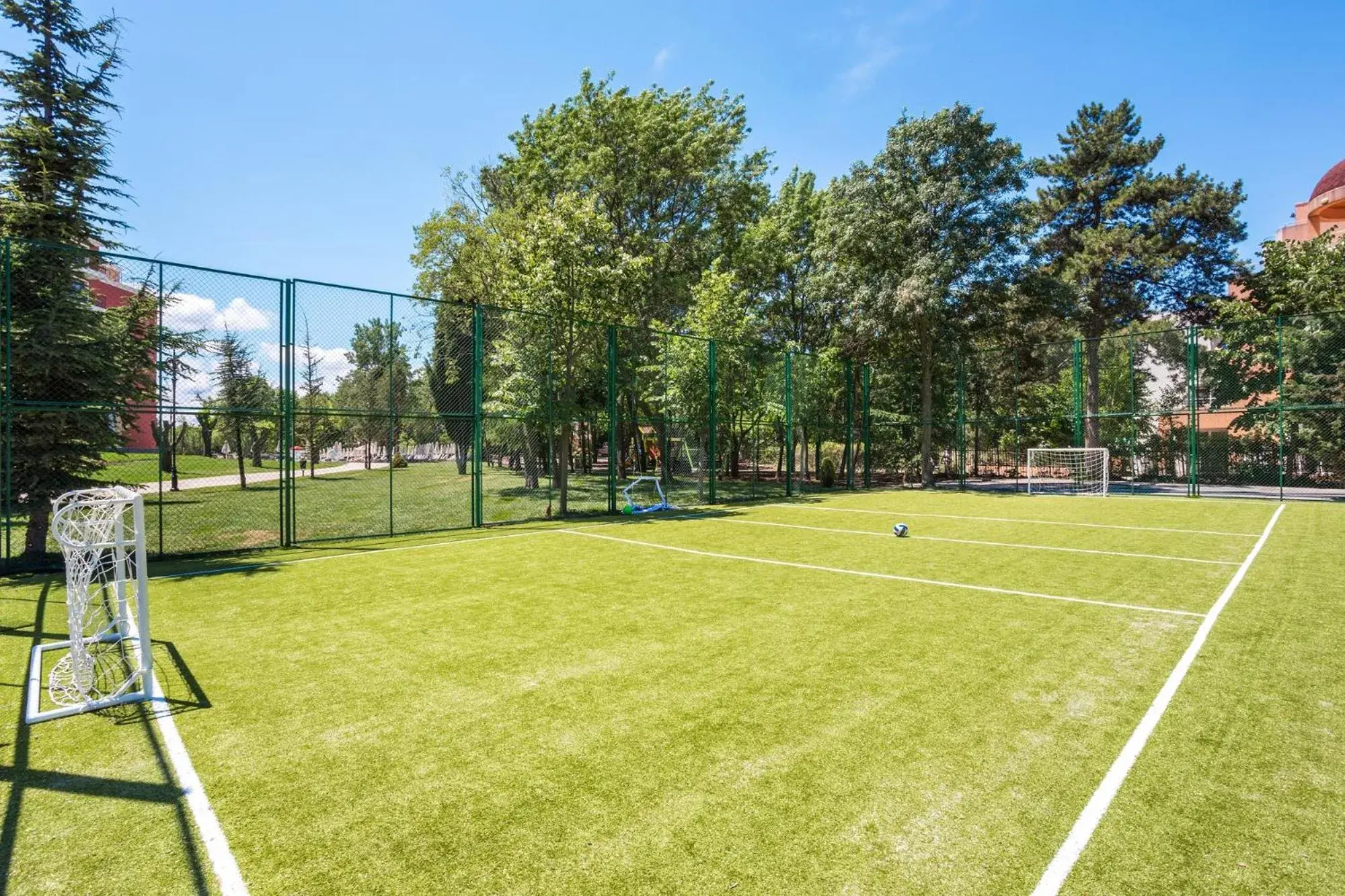 Children play ground, Tennis/Squash in Festa Via Pontica