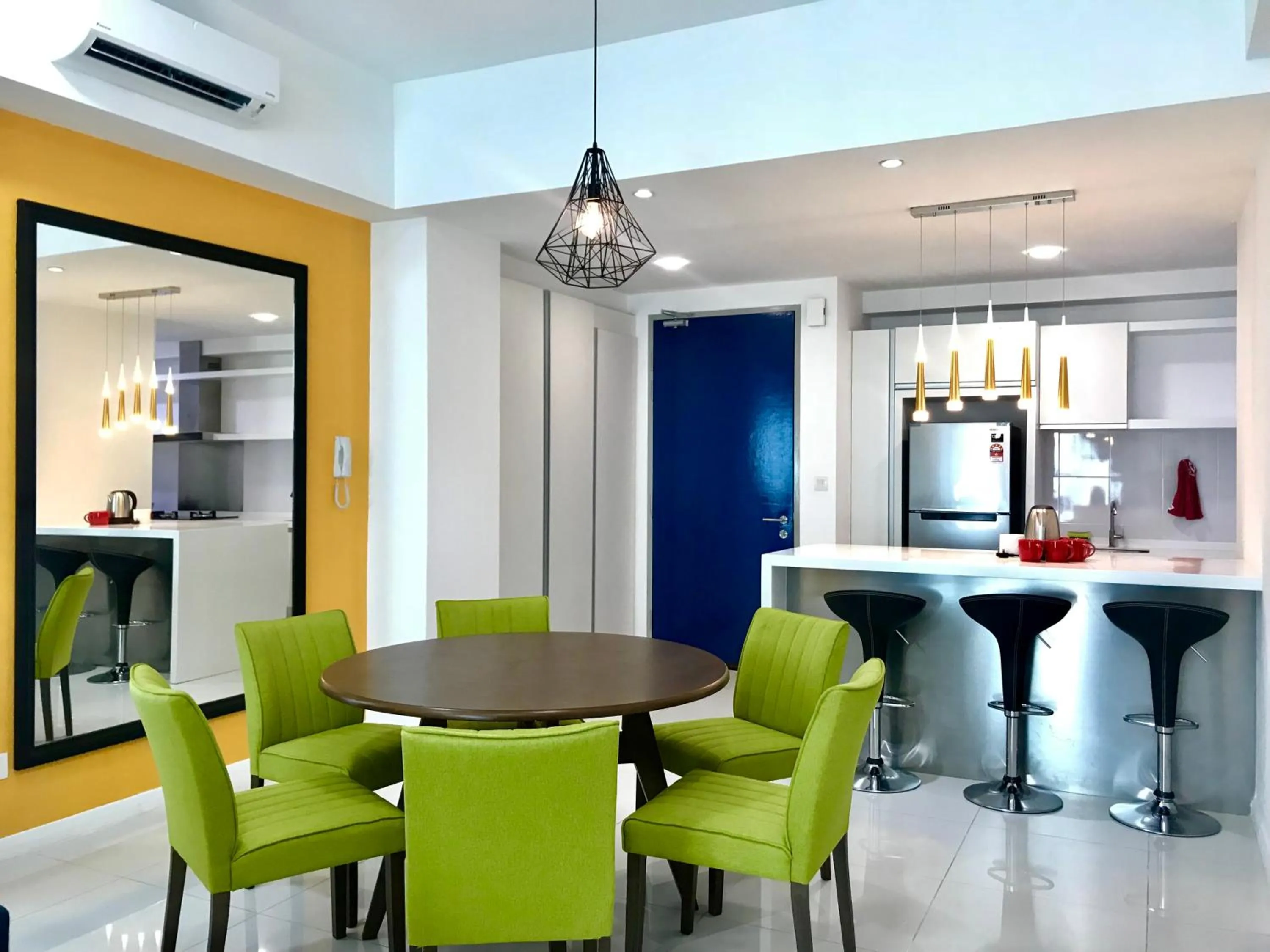 Kitchen or kitchenette in Sunset Seaview Vacation Condos @ Infinity Avenue