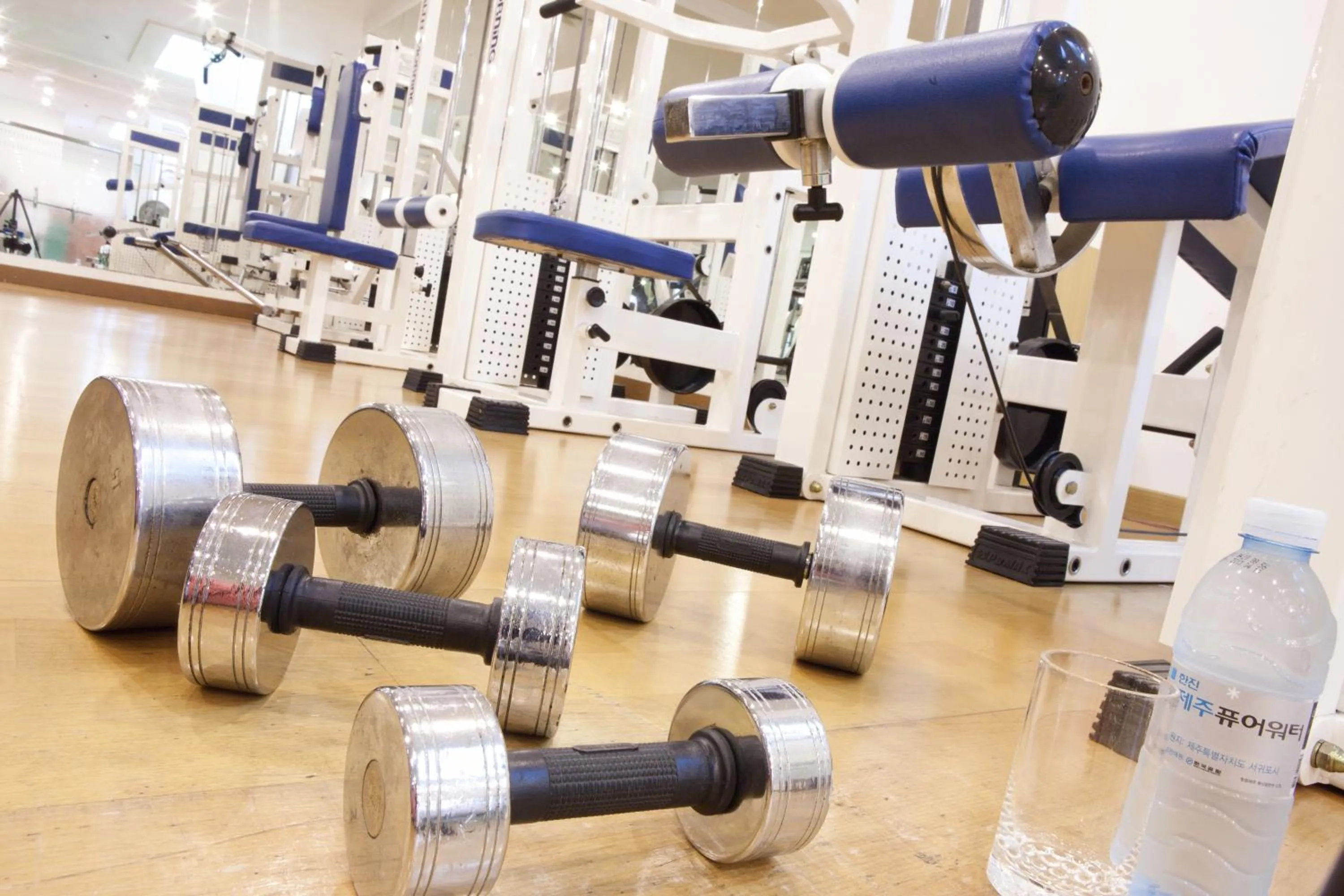 Fitness centre/facilities in Seogwipo KAL Hotel